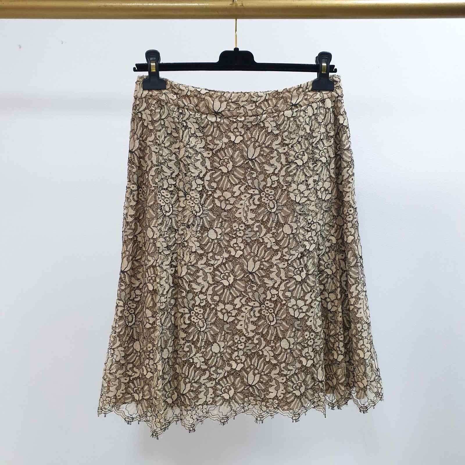 Chanel Chanel Beige Floral Lace Skirt Size 40 Size 28" / US 6 / IT 42 - 4 Thumbnail