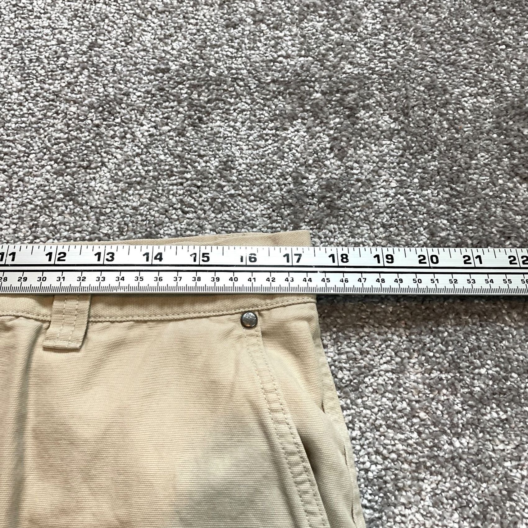 Vintage Columbia Shorts Mens 38 Beige Pockets Athletic Outdoor Hiking 9" Inseam | Cotton Polyester | Regular Fit Size US 38 / EU 54 - 6 Thumbnail