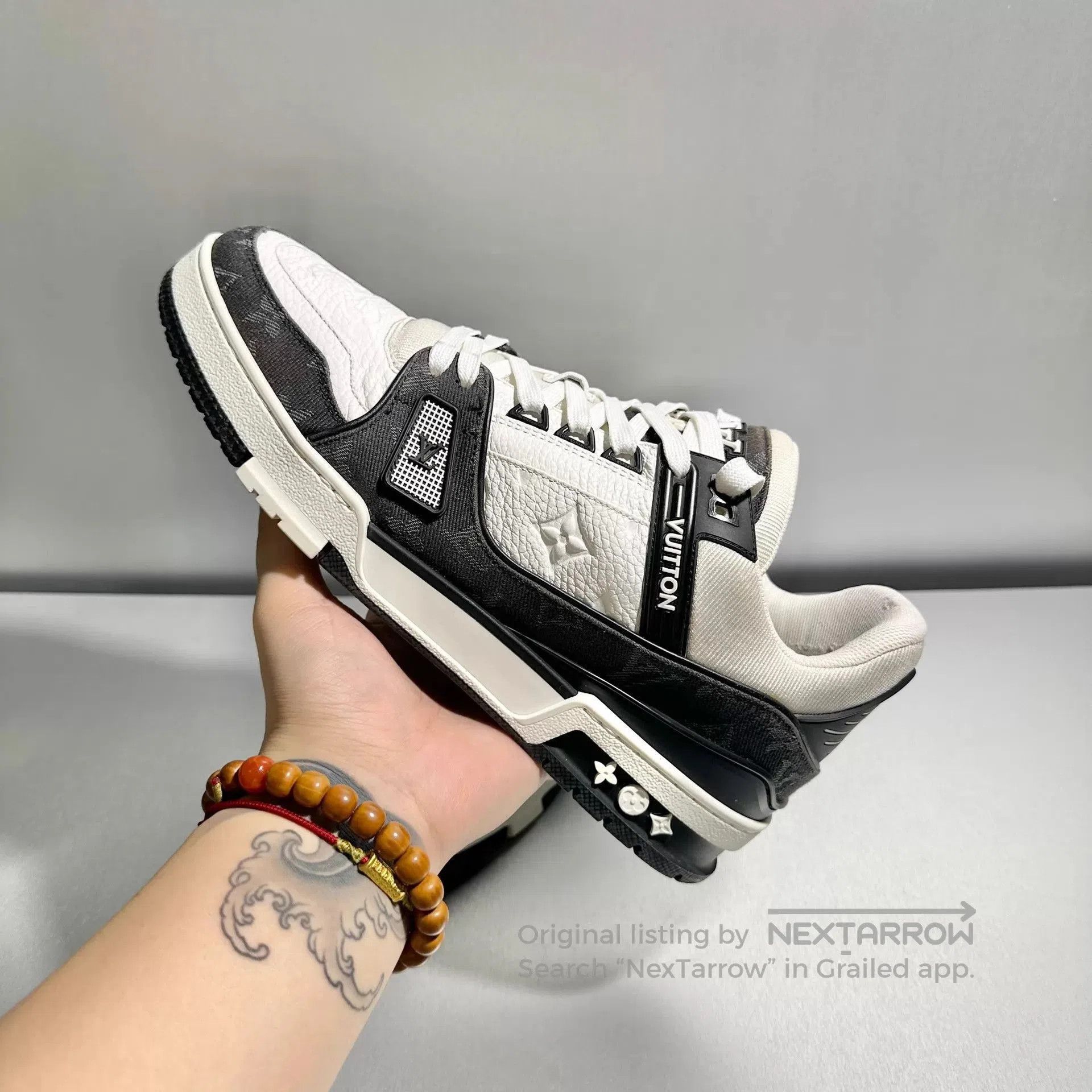Louis Vuitton Multi-Color Low-Top Sneakers. Size US 9 / EU 42 - 8 Thumbnail