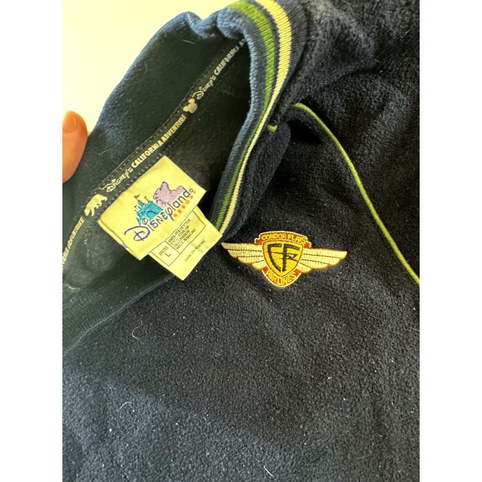 Disney Disneyland Condor Flats Airlines Fleece SWEATER Large L Mens Shirt Sweater Disney Sharp 1980s Size US L / EU 52-54 / 3 - 2 Thumbnail