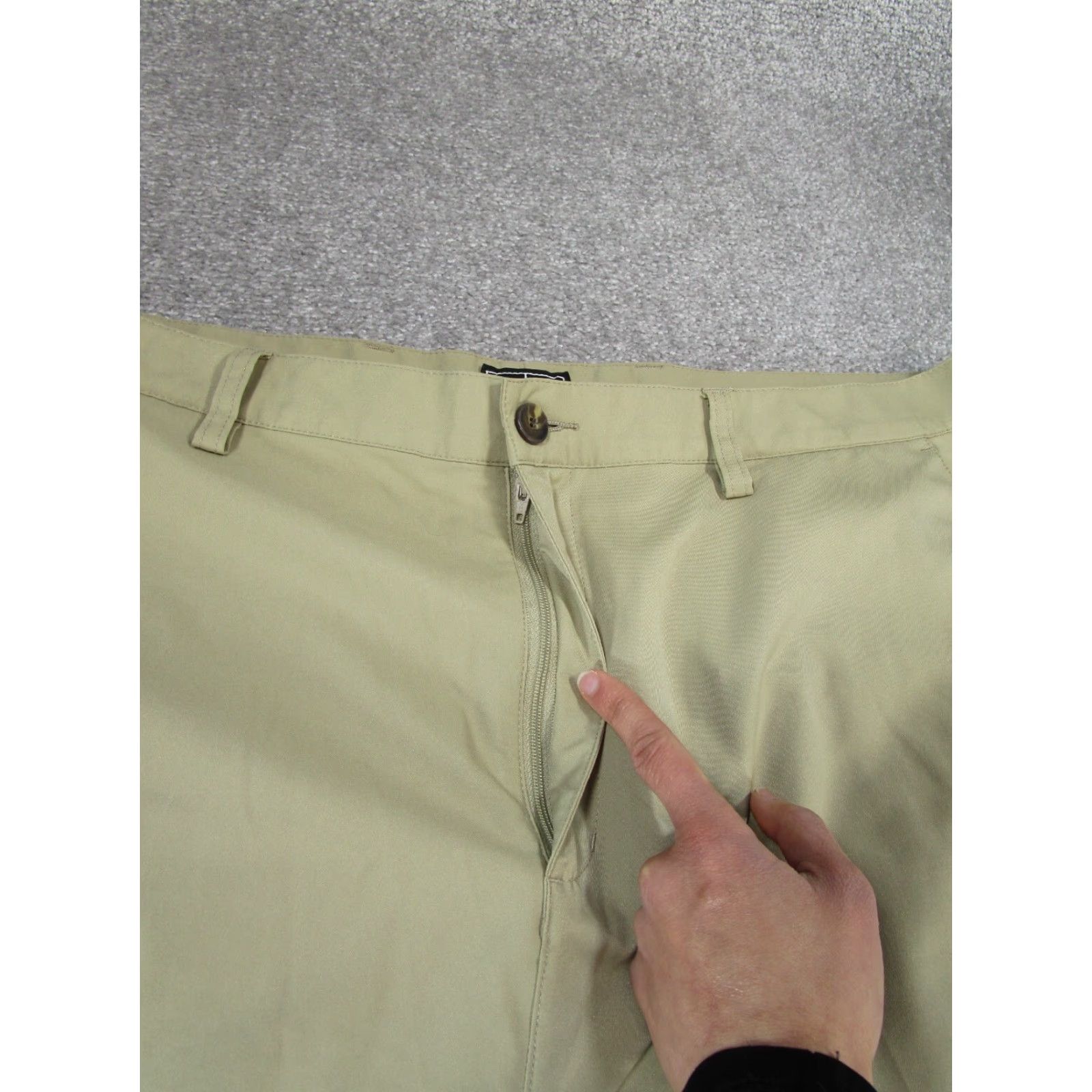 Adidas Adidas Shorts Mens 40 Beige Khaki Lightweight Polyester Golf 11" N/A Size US 40 / EU 56 - 2 Thumbnail