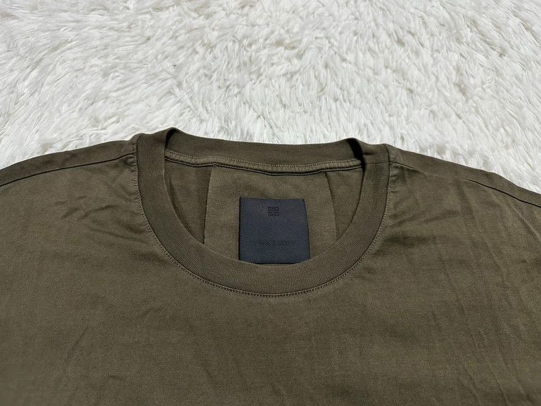 Givenchy Givenchy Men's Olive Green Short Sleeve 2506-Nextarrow Size US M / EU 48-50 / 2 - 3 Thumbnail
