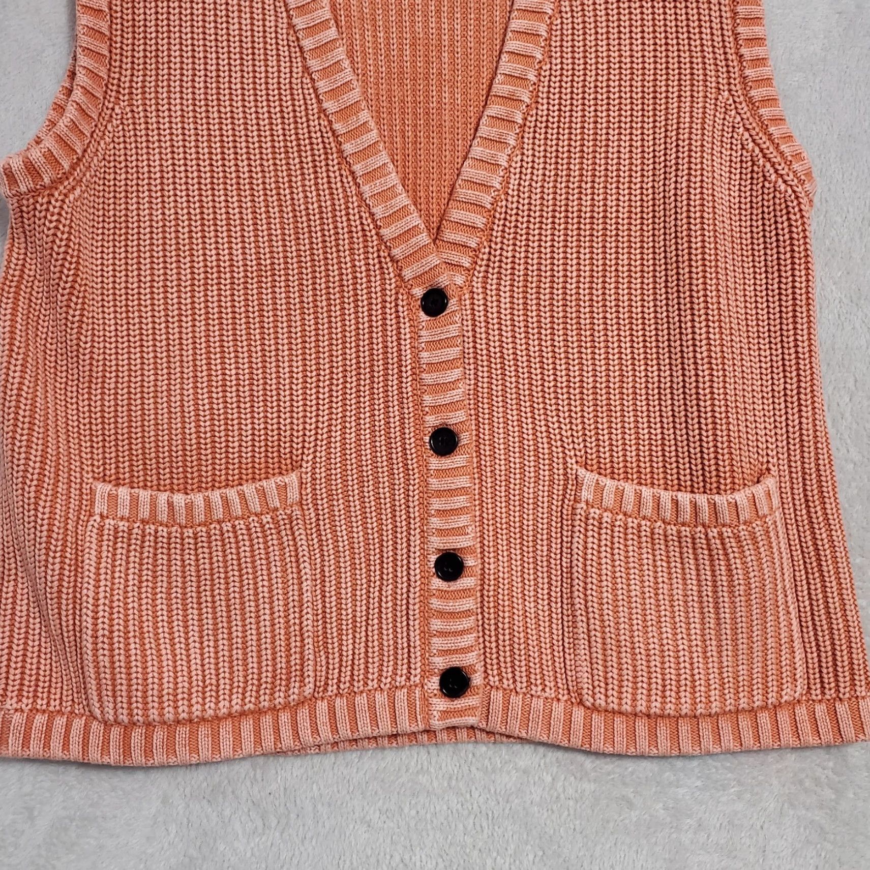 Vintage VINTAGE DEMYLEE Sweater Vest Women XS Coral Orange Layne Patch Pocket Boxy Heavyweight V-Neck Button Front Pockets Cotton Demylee Size XS / US 0-2 / IT 36-38 - 6 Thumbnail