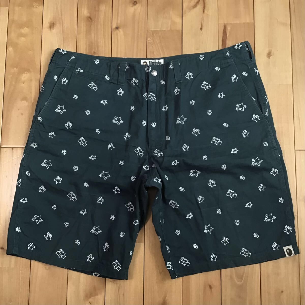 Bape × Nigo 💫Glow in the dark💫 BAPE STA shorts a bathing ape ★size XXL Size US 38 / EU 54 - 2 Thumbnail