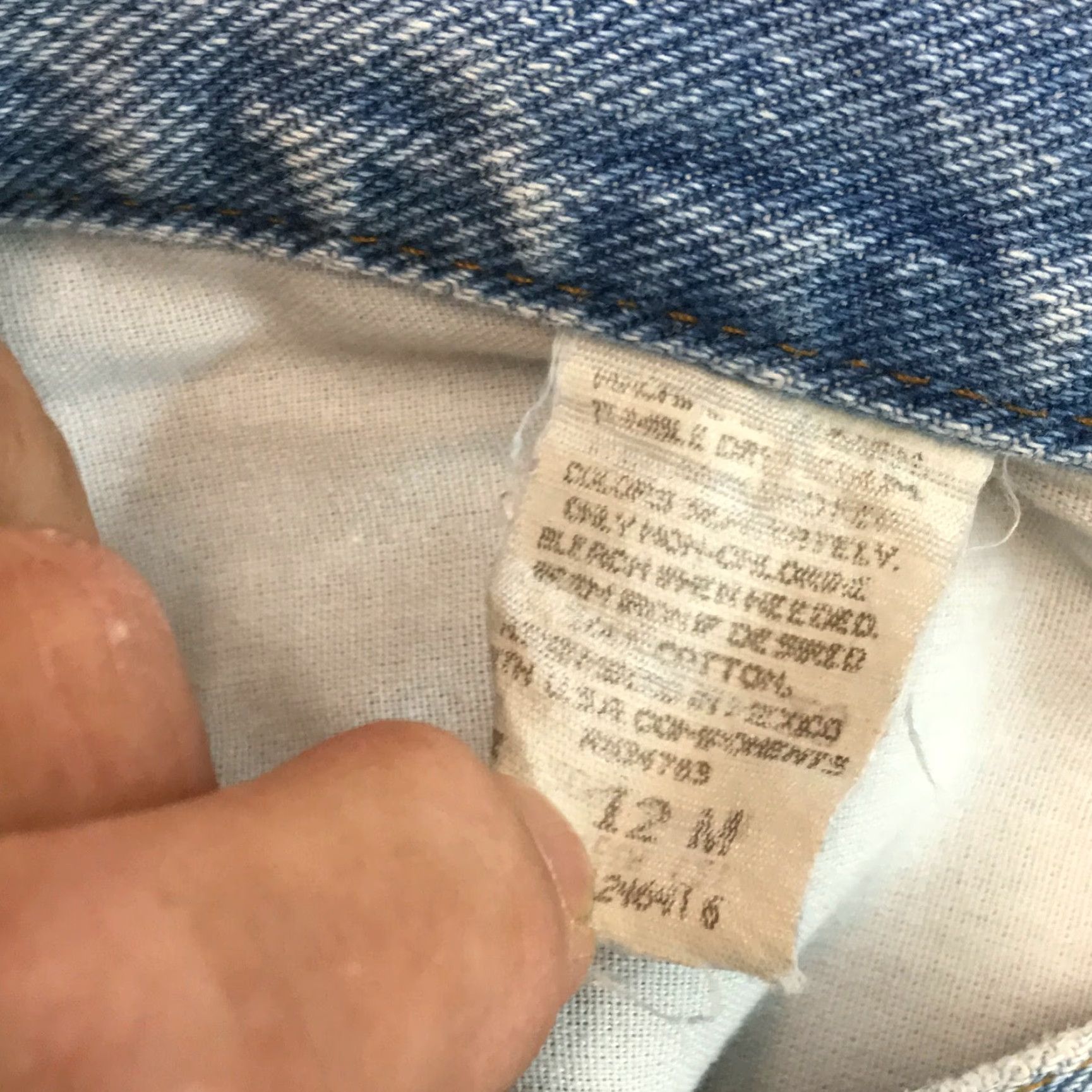 Vintage Riders Lee Jeans 12M Regular Size 34X32 Blue Denim Cotton Blend Straight 5-Pocket Regular Fit Belt Loops Zipper Button Closure Classic Vintage No Size 34" / US 12 / IT 48 - 5 Thumbnail