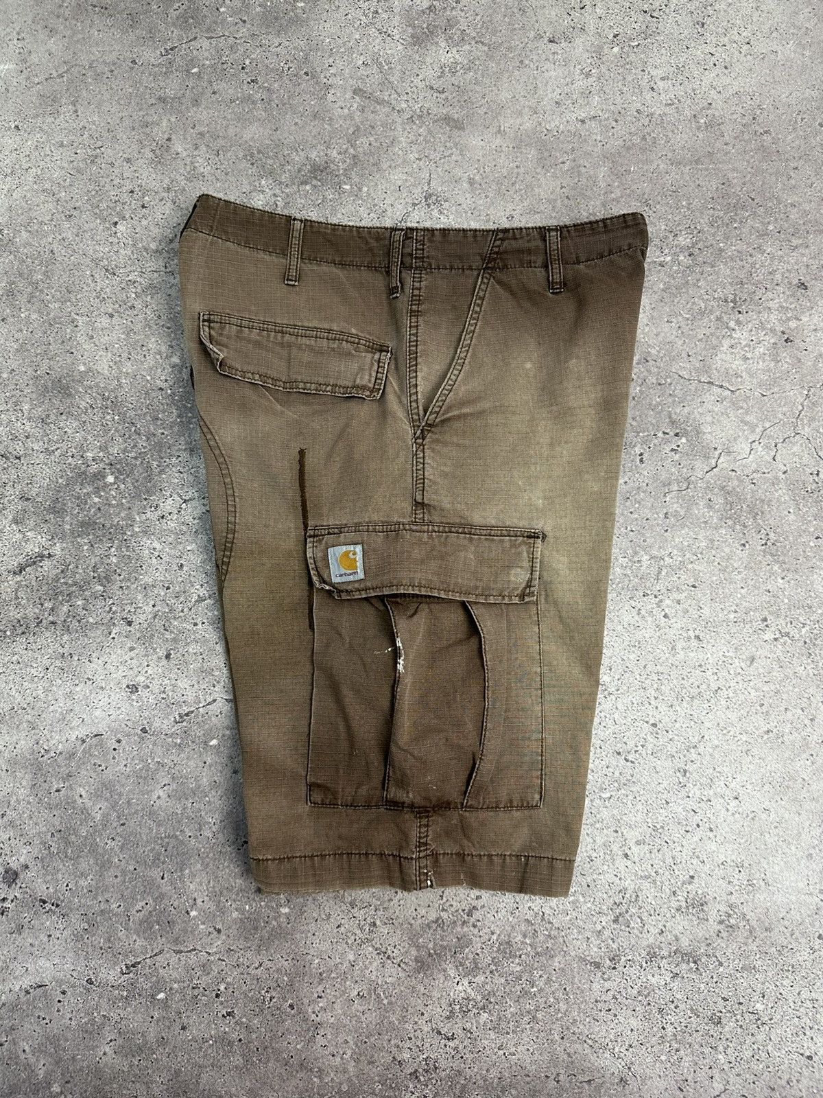 Carhartt Vintage Carhartt Cargo Shorts Brown Distressed Y2K Faded Size US 32 / EU 48 - 1 Thumbnail