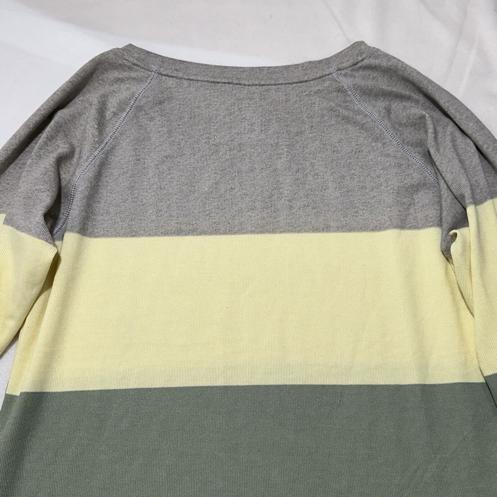 Victoria's Secret Victoria's Secret Women's Large Crewneck Sweatshirt Sweater Size L / US 10 / IT 46 - 10 Thumbnail