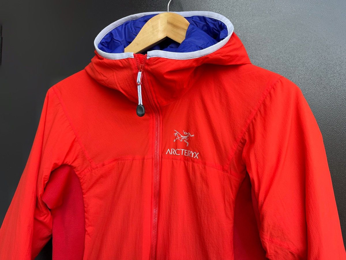 Arc'teryx Arcteryx Atom LT Hoody Outdoor -windbreaker light Jacket M Size M / US 6-8 / IT 42-44 - 2 Thumbnail