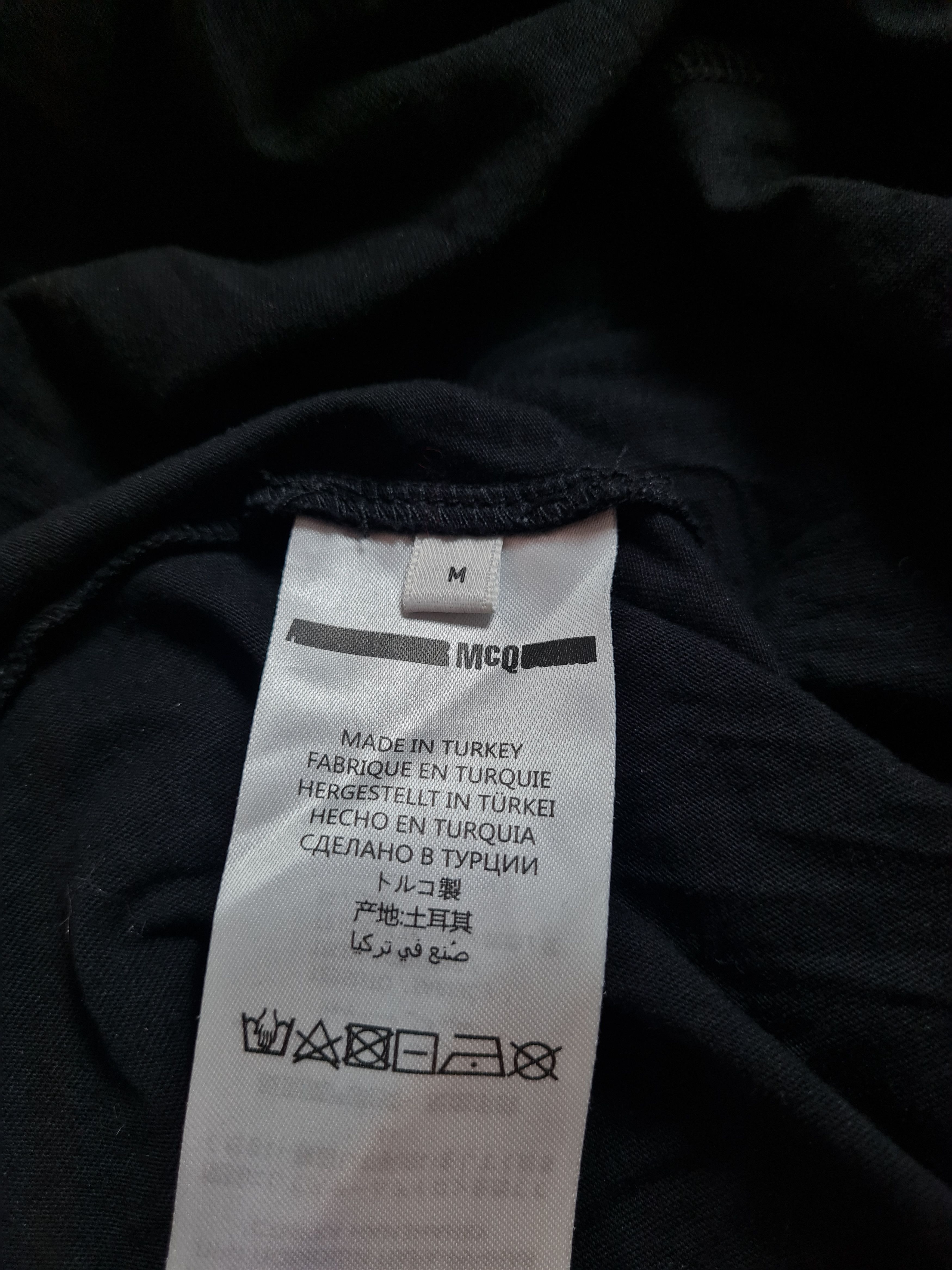 Alexander McQueen T-shirts Alexander McQueen MCQ designer big logo Size M Size US M / EU 48-50 / 2 - 14 Thumbnail
