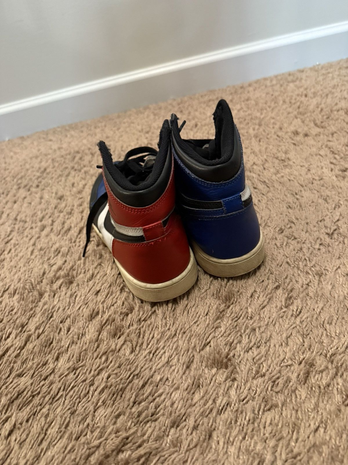 Jordan Brand Top 3 Jordan 1 high Size US 7 / EU 40 - 5 Thumbnail