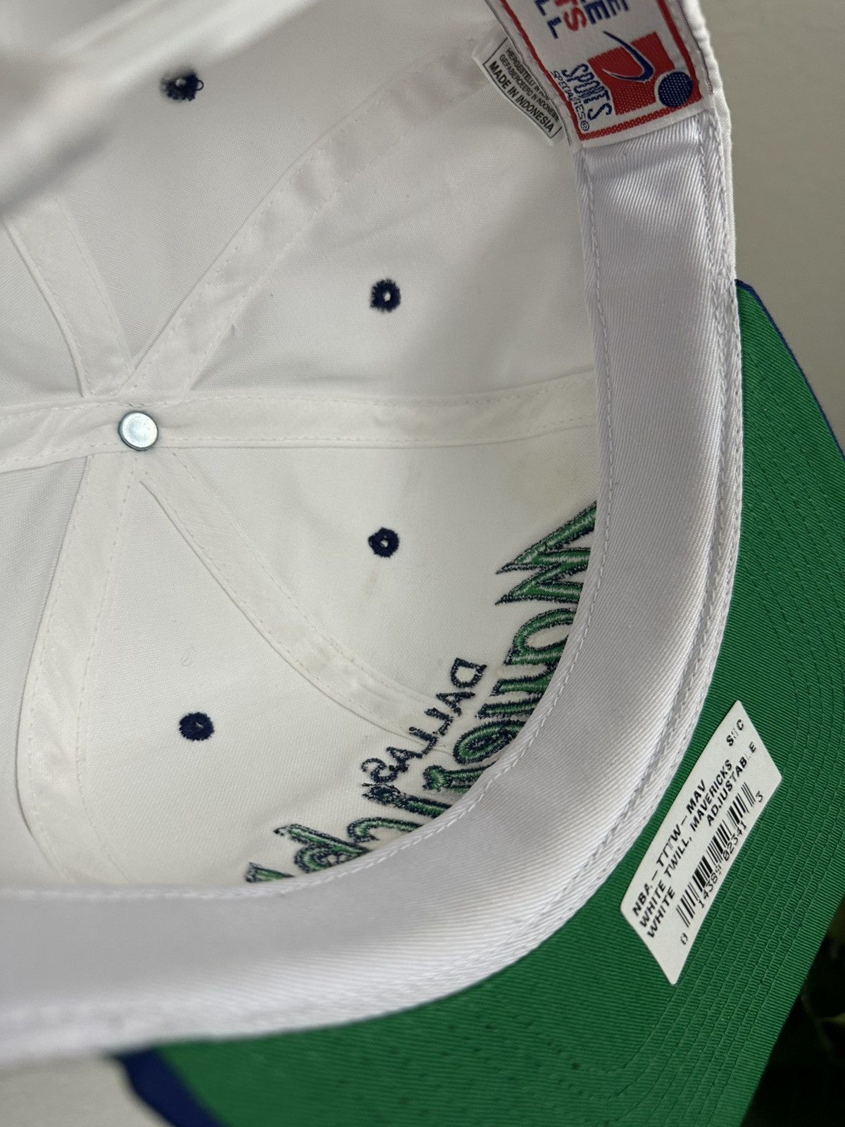 Sports Specialties 90s Dallas Mavericks White Dome Script Sports Specialties Size ONE SIZE - 6 Thumbnail