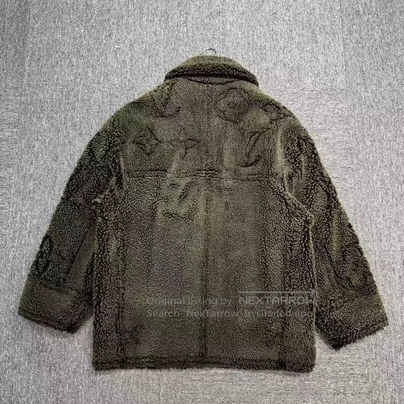 Louis Vuitton louis vuitton reversible fur coat. Size US S / EU 44-46 / 1 - 3 Thumbnail