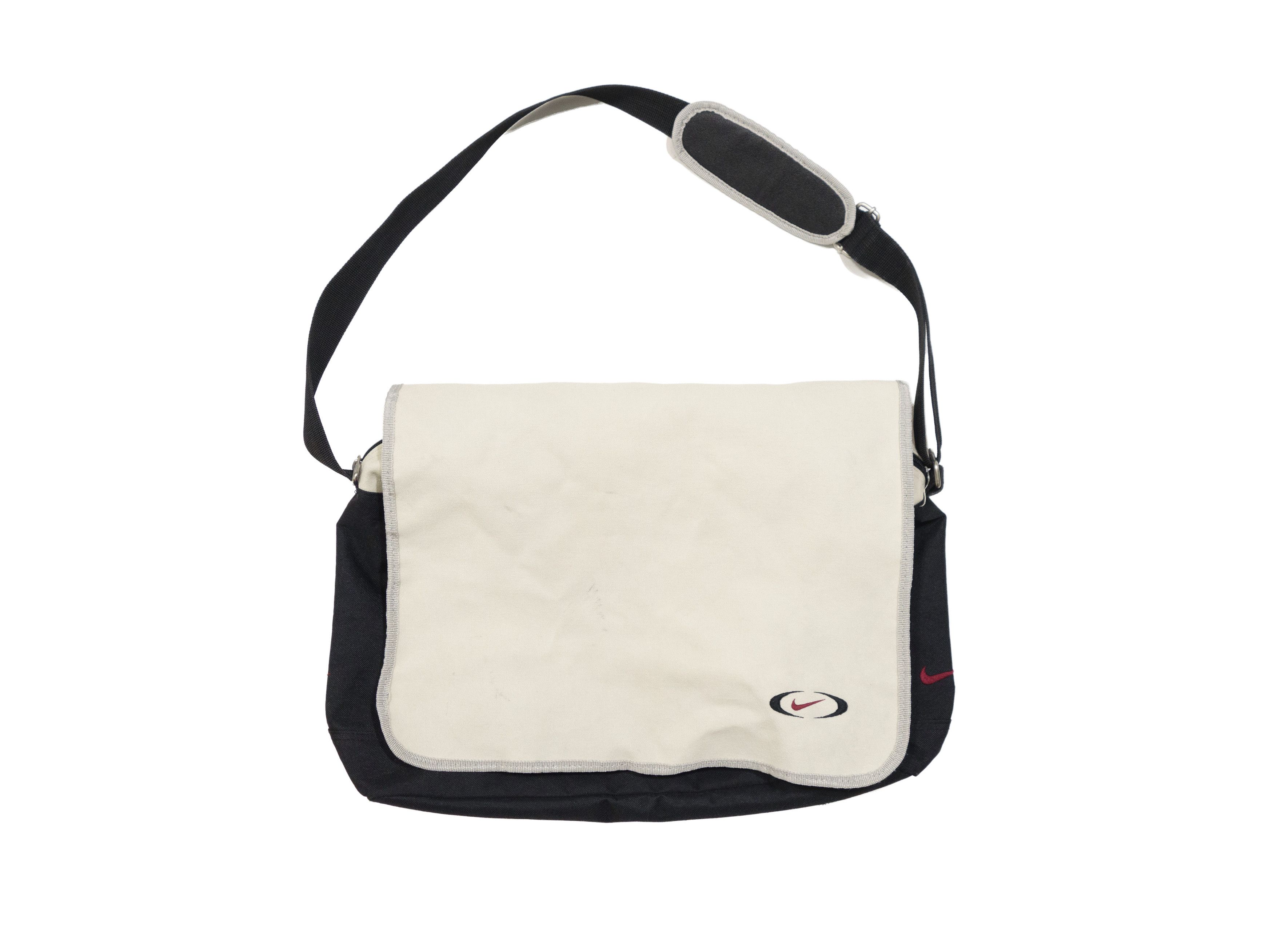 Nike × Streetwear × Vintage Vintage Nike Crossbody sling Bag y2k