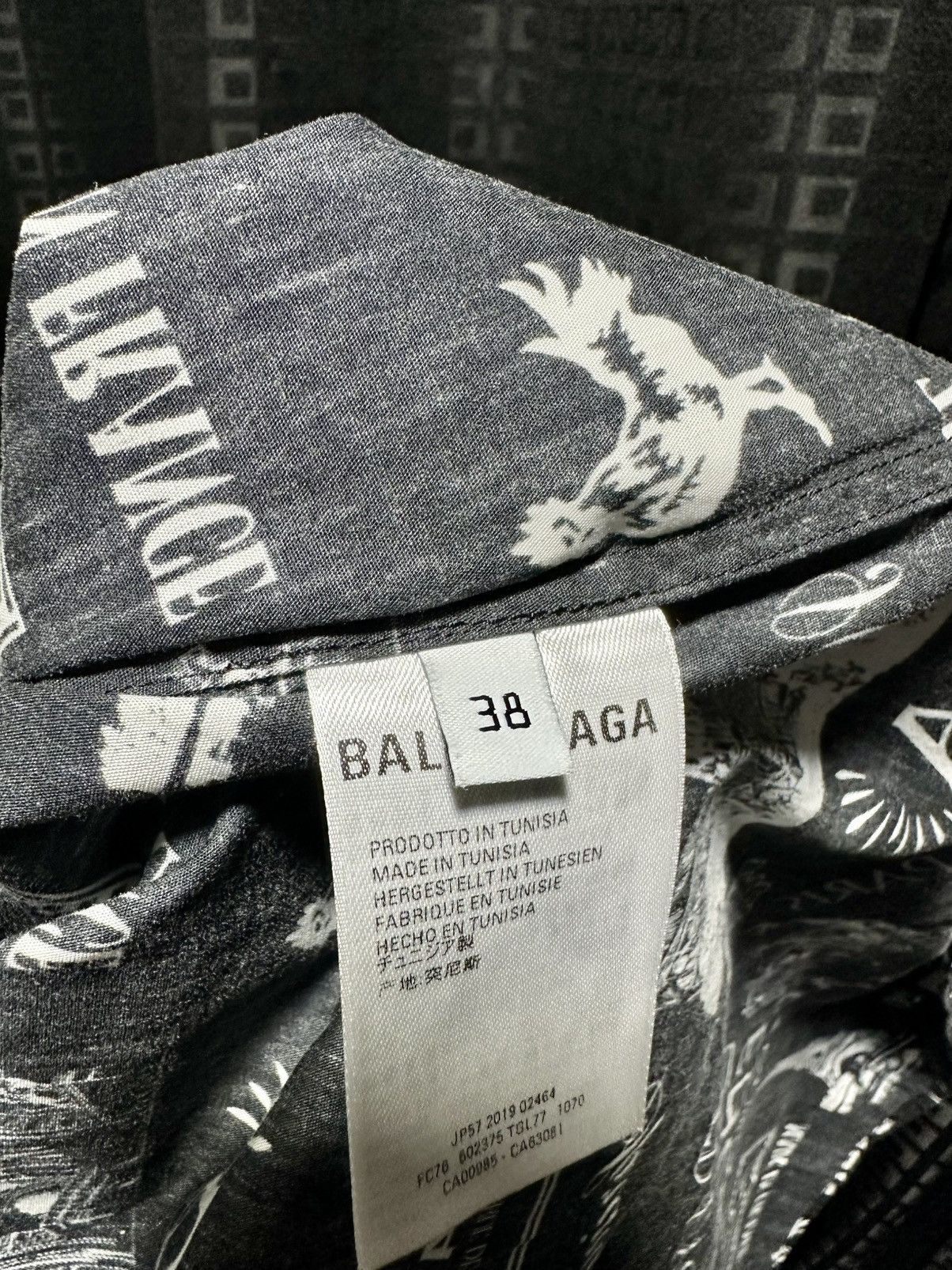 Balenciaga Balenciaga all over print polo Size US XL / EU 56 / 4 - 7 Thumbnail