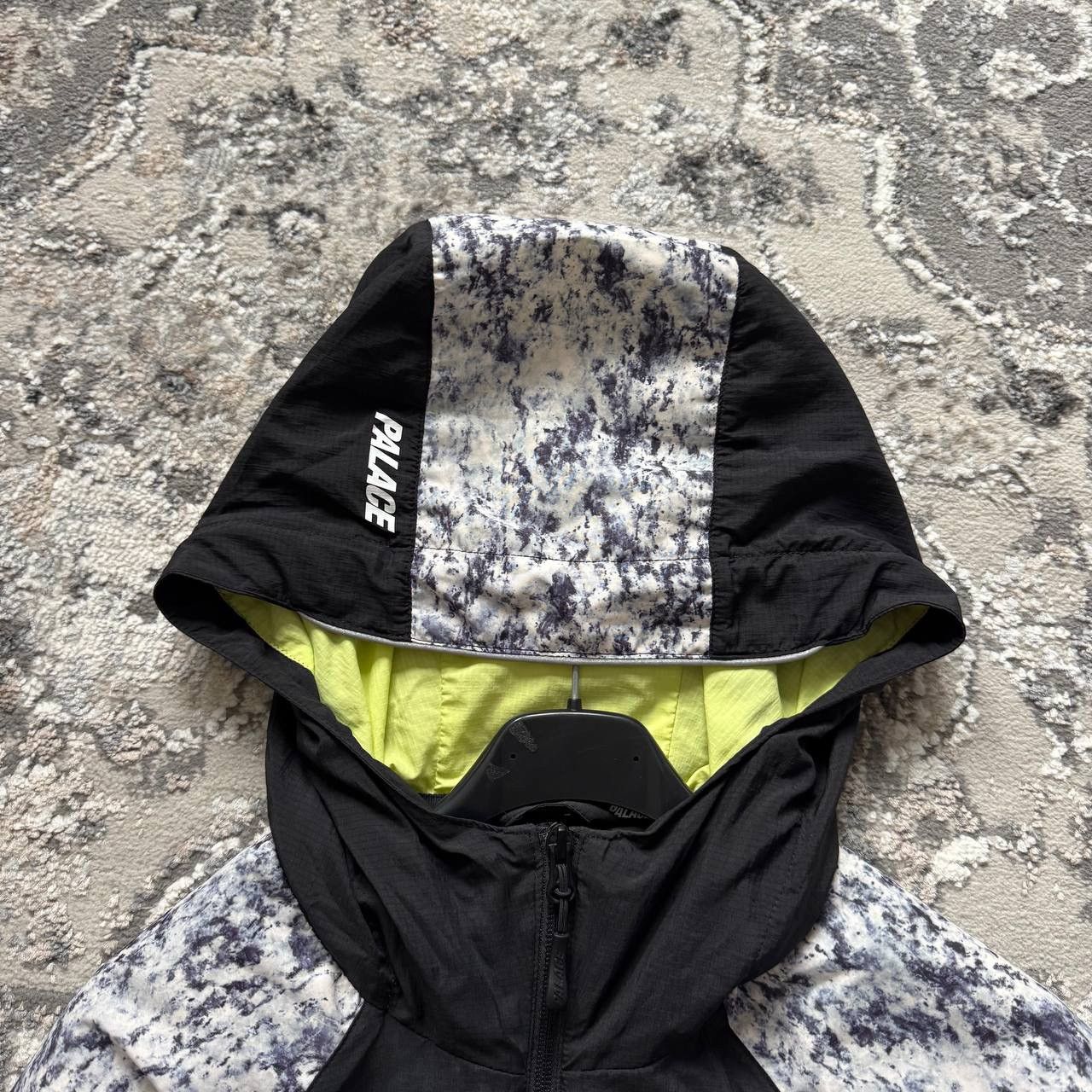 Palace Palace P Line Run It Marble Nylon Shell Hooded Jacket Size US L / EU 52-54 / 3 - 5 Thumbnail