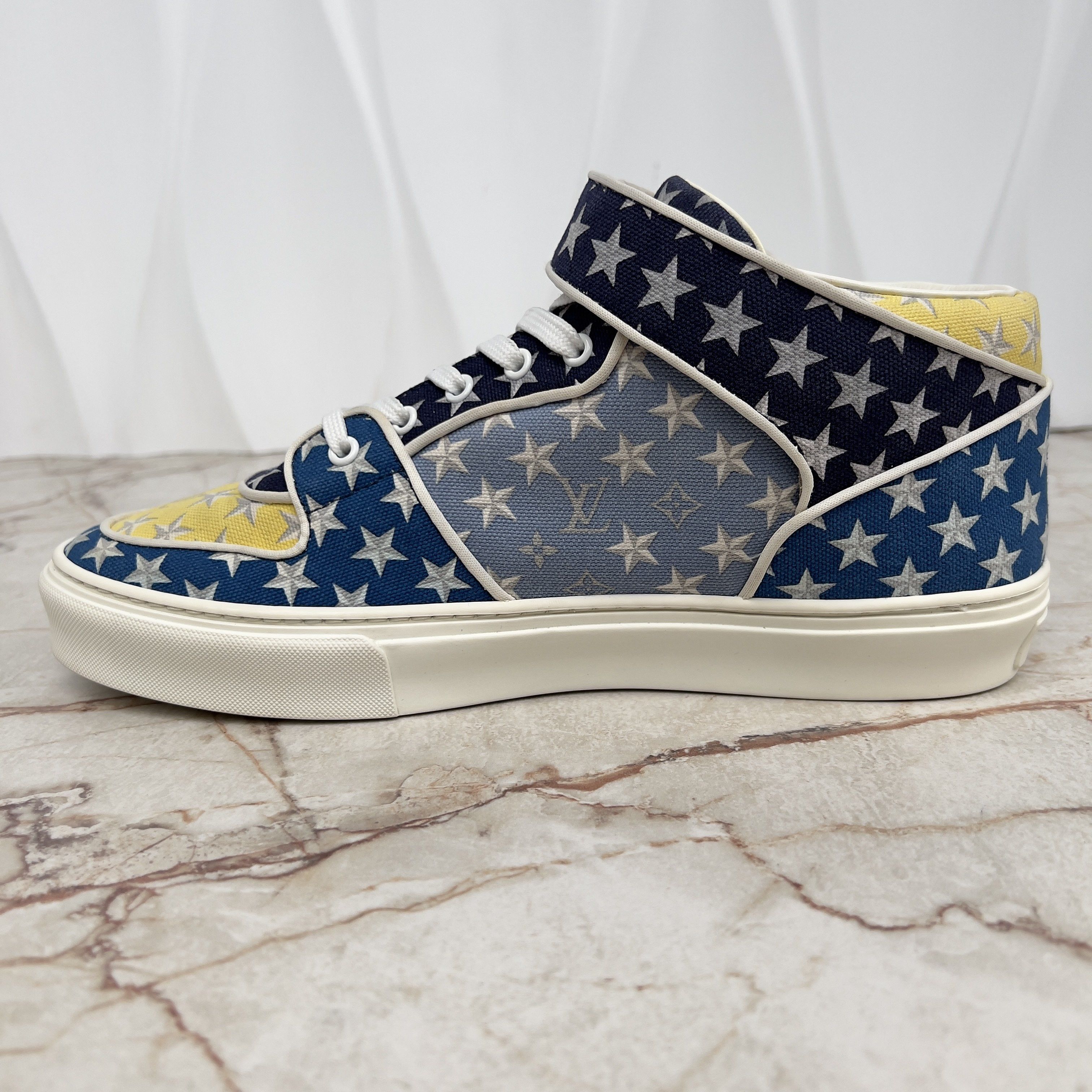 Louis Vuitton Acapulco Stars Monogram Sneakers Blue Fabric Size US 8.5 / EU 41-42 - 6 Thumbnail