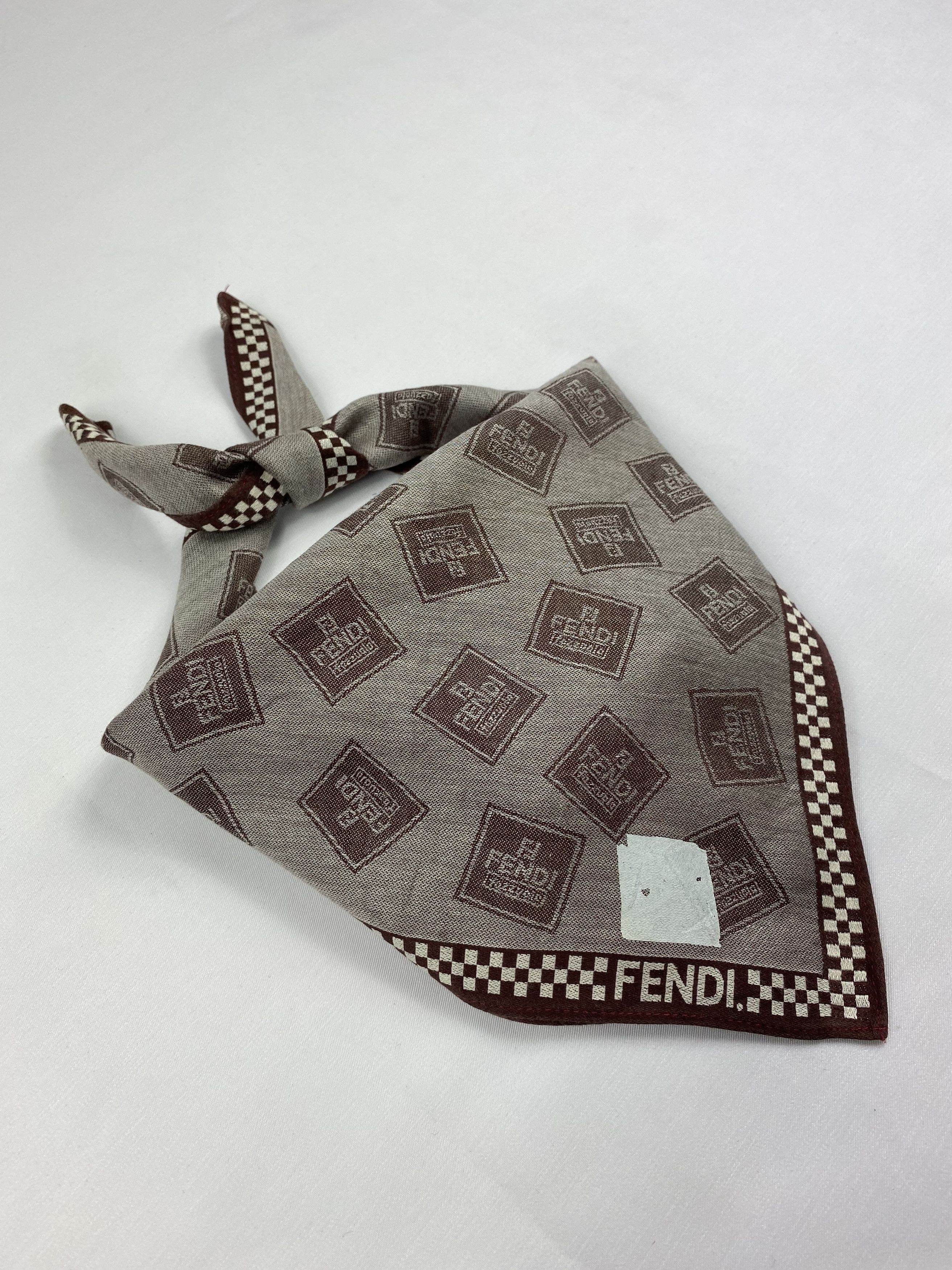 Vintage Fendi Handkerchief / Bandana / Neckerchief A814 Size ONE SIZE - 2 Thumbnail