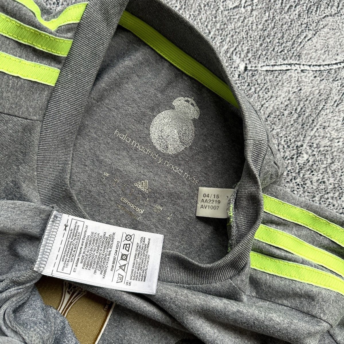Adidas Adidas & Real Madrid (Sergio Ramos) FIFA 2015 - 2106 Gray Size US S / EU 44-46 / 1 - 11 Thumbnail