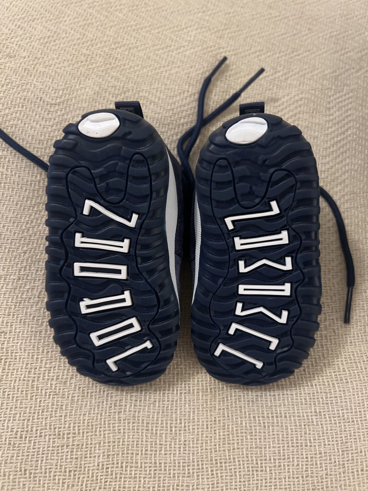 Jordan Brand Midnight Navy Jordan 11 toddler Size US 5 / EU 37 - 5 Thumbnail