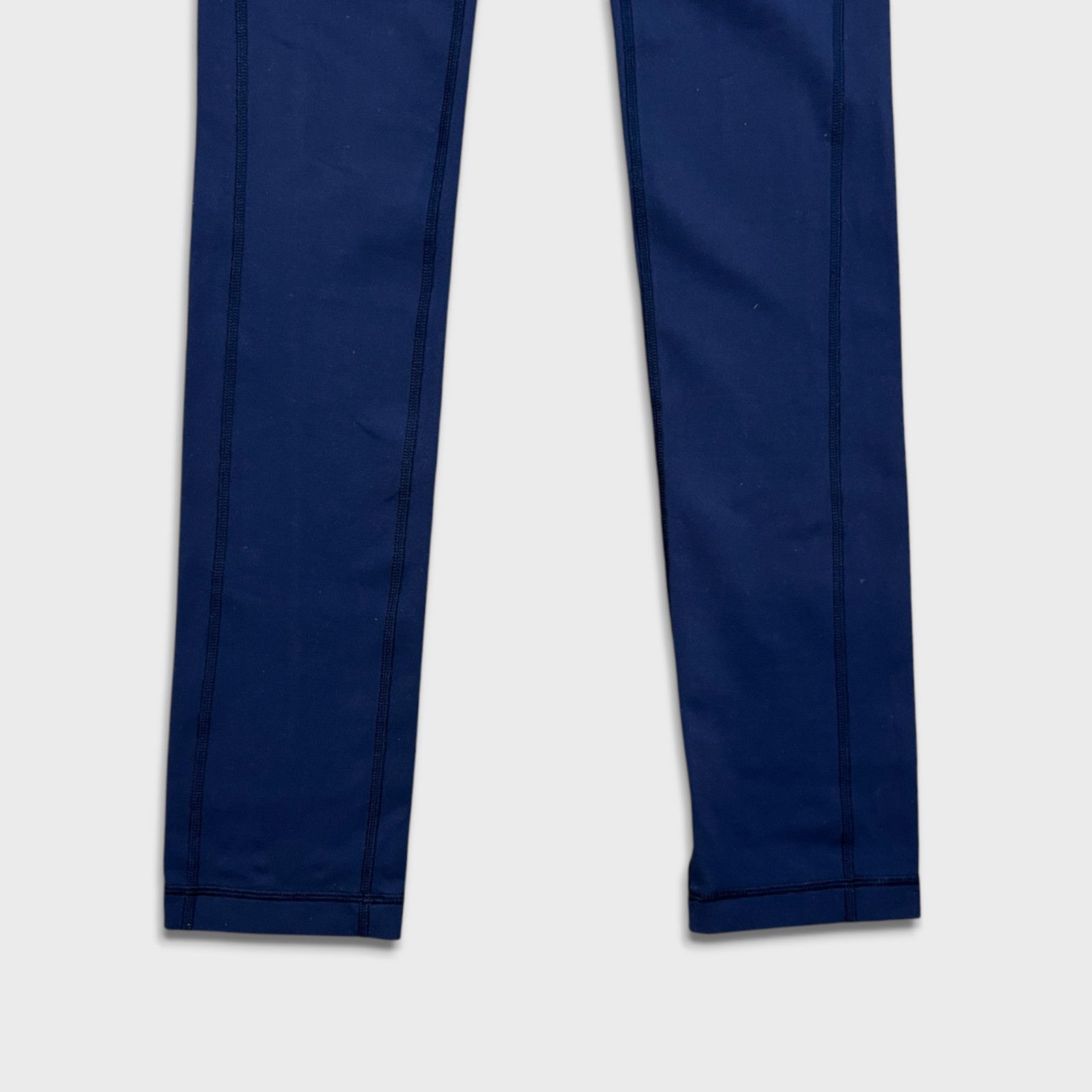 Lululemon Lululemon Wunder Under High-Rise Tight Tall Full Luon Yoga Size 28" / US 6 / IT 42 - 3 Thumbnail