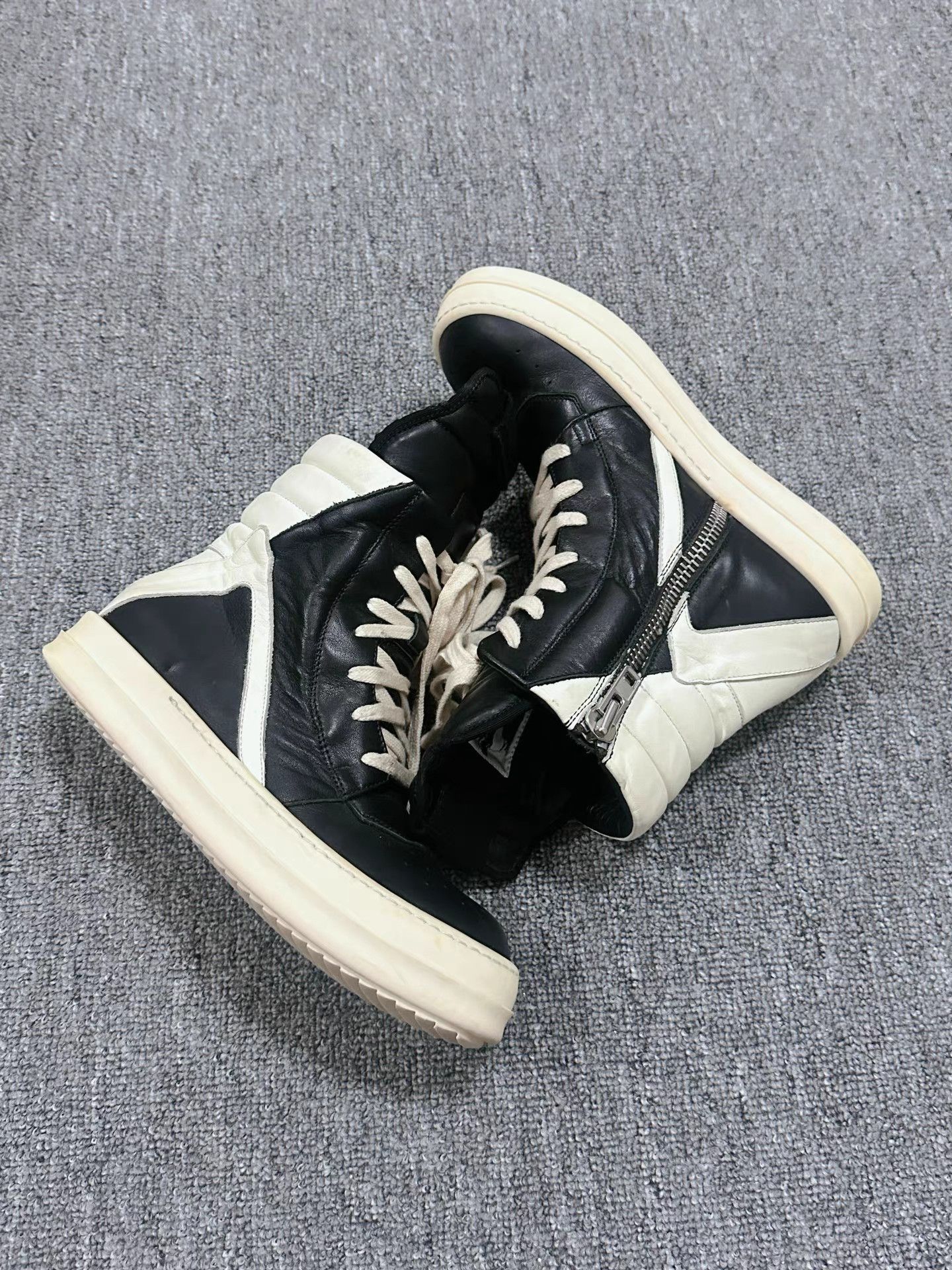 Rick Owens Rick Owens mainline Reverse Triangle sneakers Size US 5.5 / IT 35.5 - 7 Thumbnail