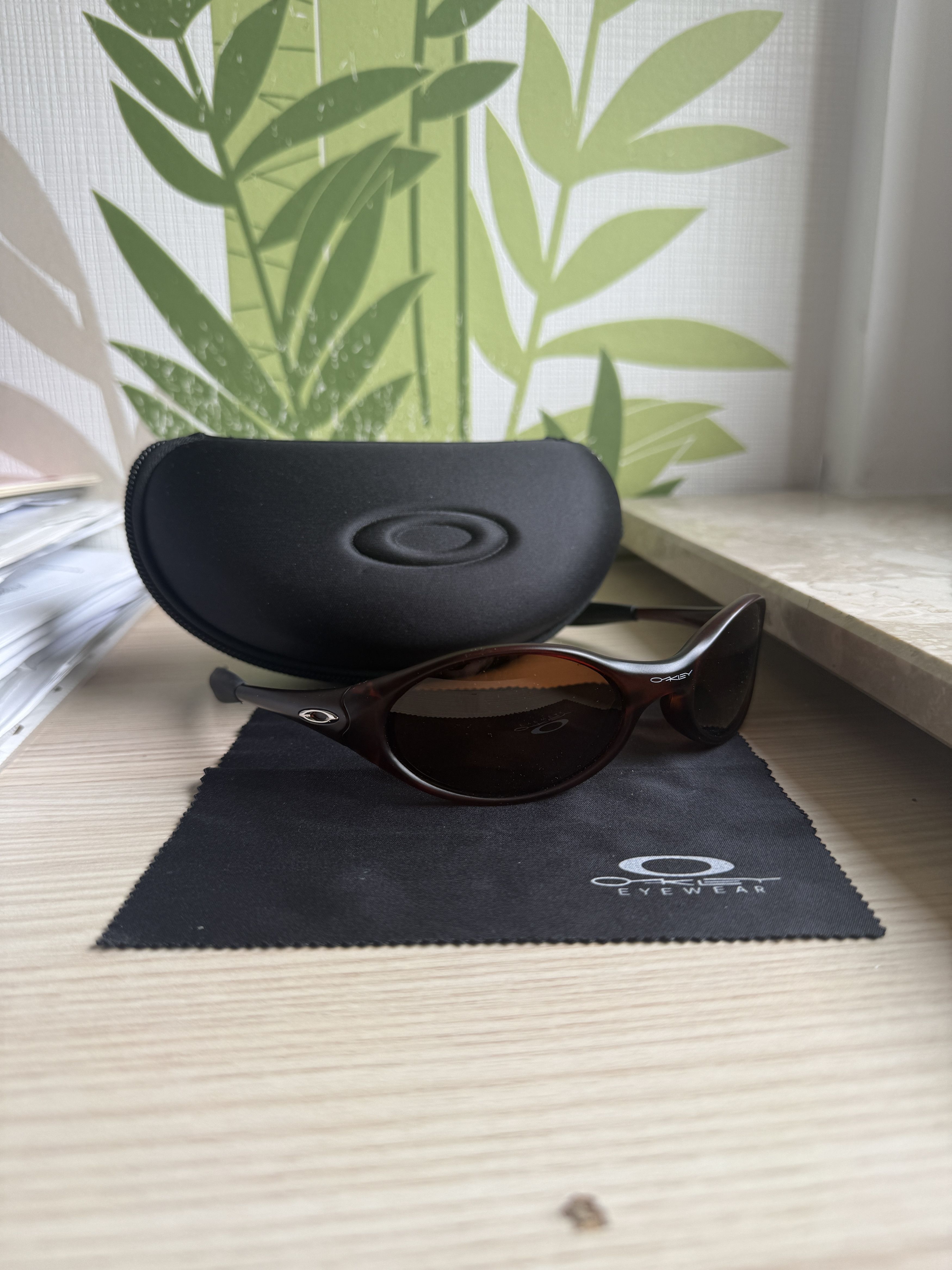 Oakley Vintage 1995 Oakley Trenchcoat Camo Sunglasses | Grailed