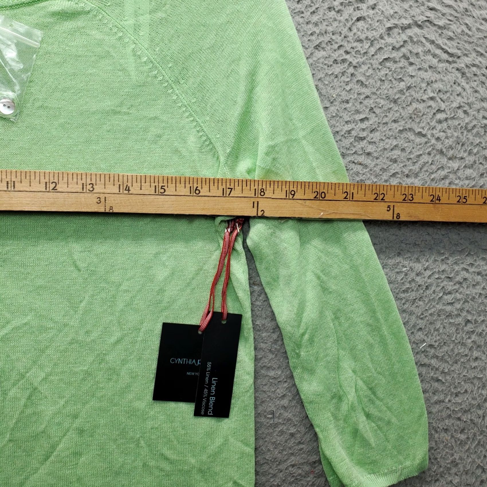 Cynthia Rowley Cynthia Rowley Blouse Womens M Green Linen 3/4 Sleeve Round Neck Back Button Shirt Womens M Green Linen Blouse Size M / US 6-8 / IT 42-44 - 4 Thumbnail