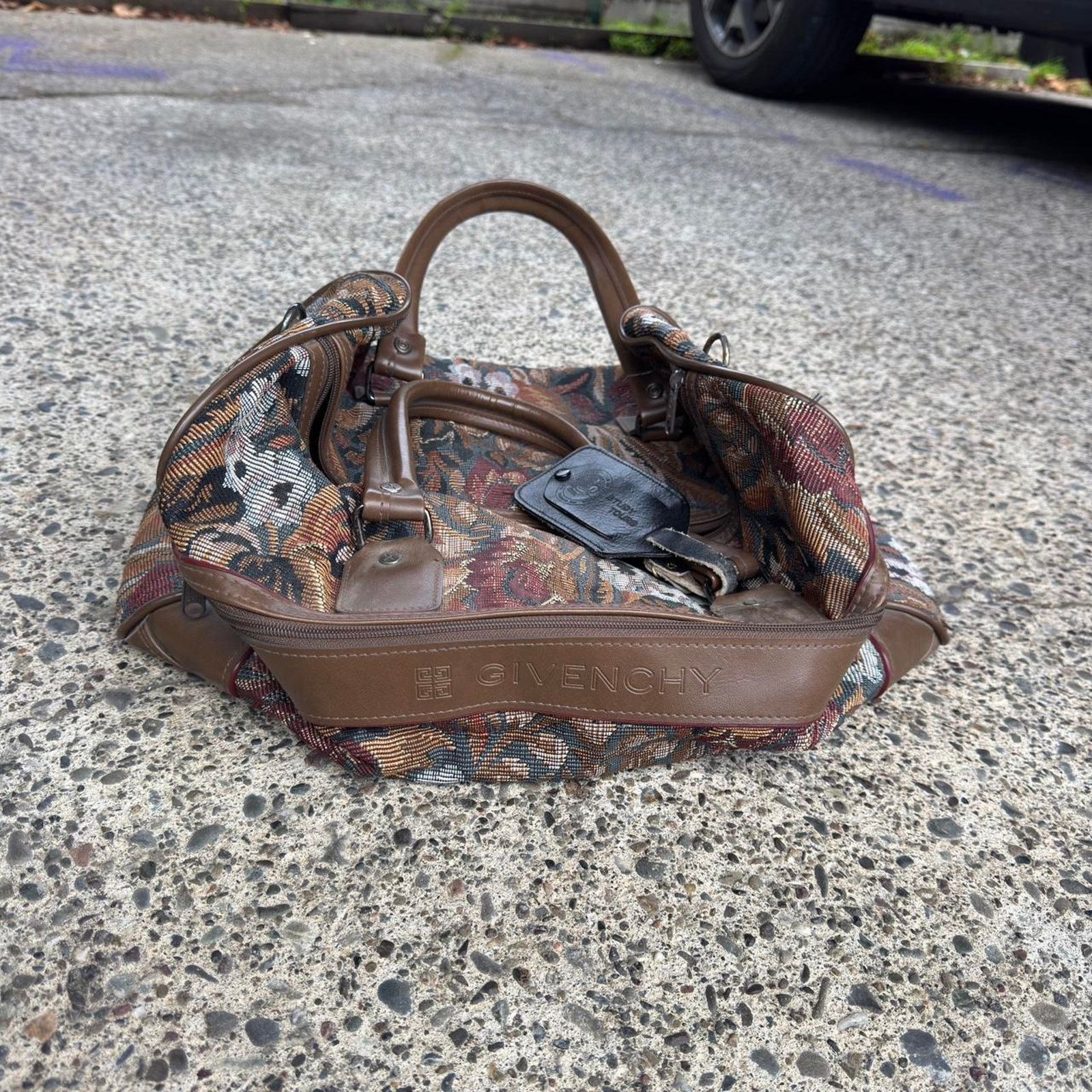 Givenchy Vintage 90s givenchy floral duffle Size ONE SIZE - 1 Thumbnail