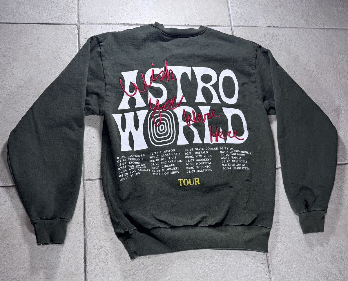 Travis Scott Travis Scott Astroworld Wish You Were Here Tour Crewneck S Size US S / EU 44-46 / 1 - 1 Thumbnail