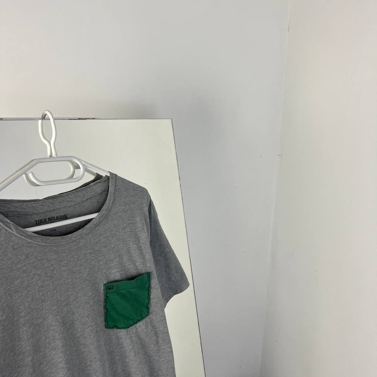 True Religion Vintage Y2K True Religion Pocket Logo T-Shirt Streetwear 90s Size US XL / EU 56 / 4 - 2 Thumbnail