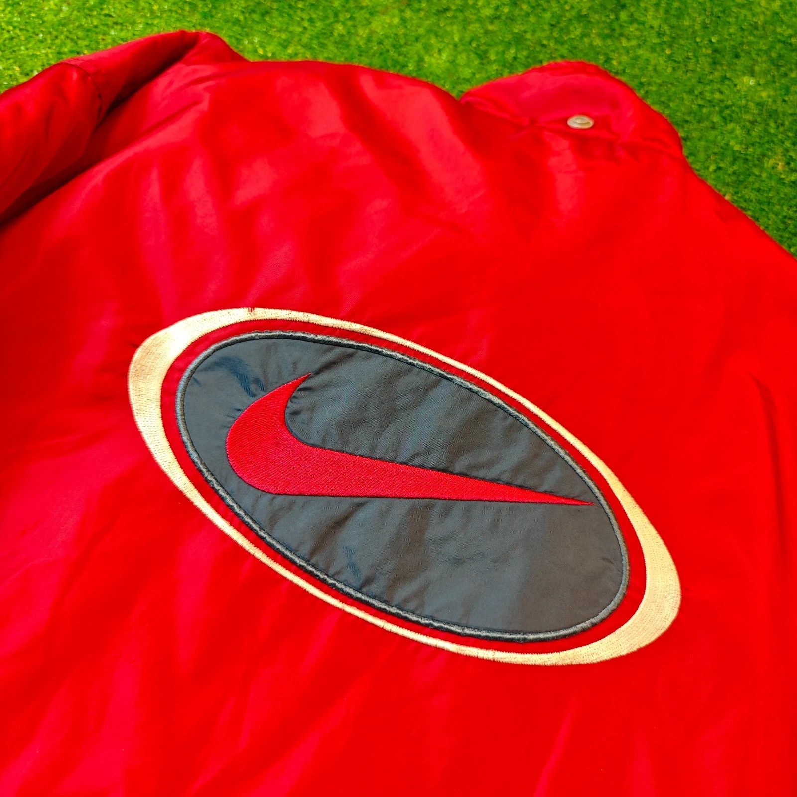 Nike Vintage Nike Jacket Mens XL Full zip red embroidered y2k Size US XL / EU 56 / 4 - 3 Thumbnail