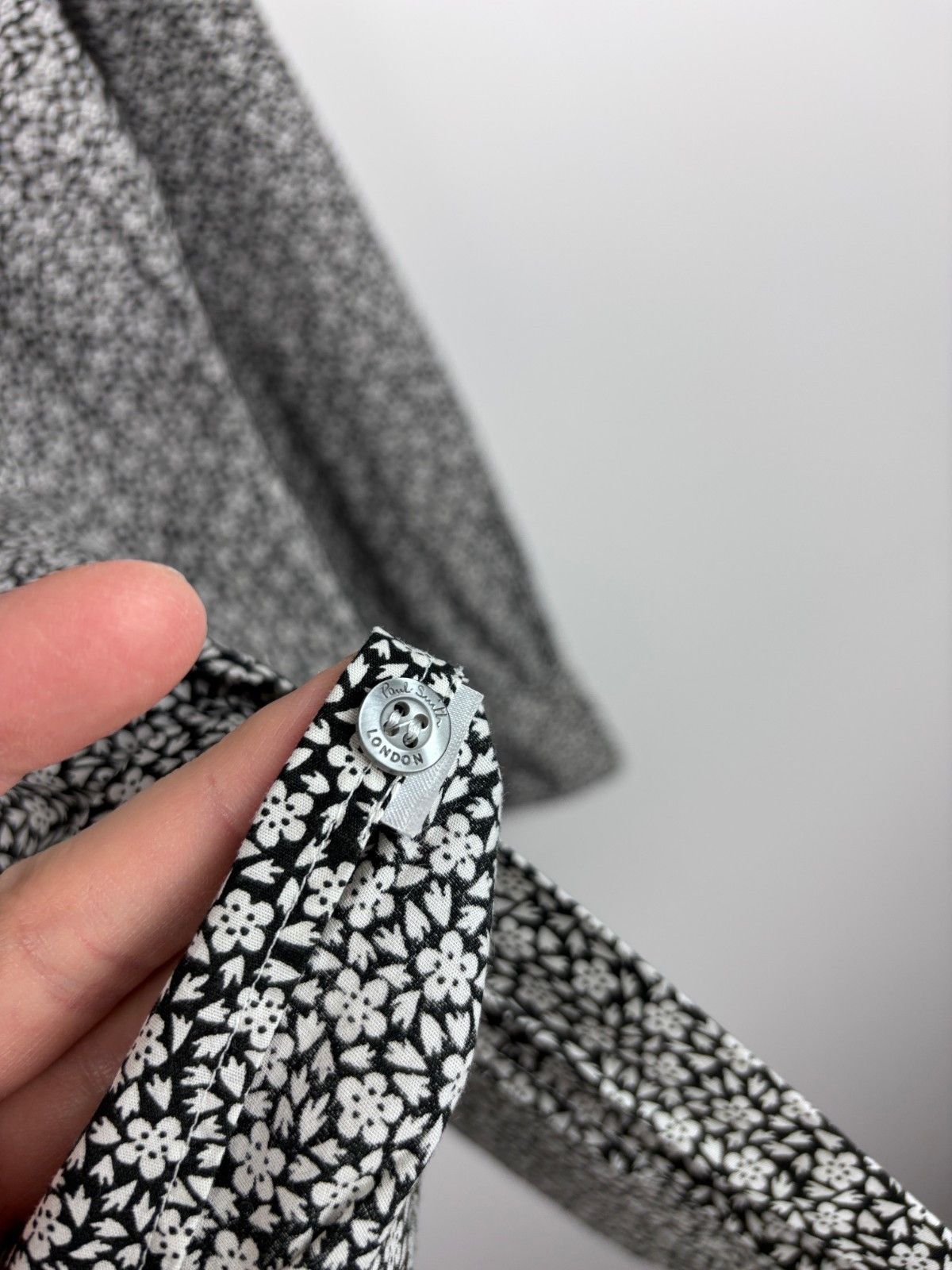 Paul Smith Paul Smith Long Sleeve Button Up Floral Shirt Slim 15 / 38 Size US S / EU 44-46 / 1 - 8 Thumbnail