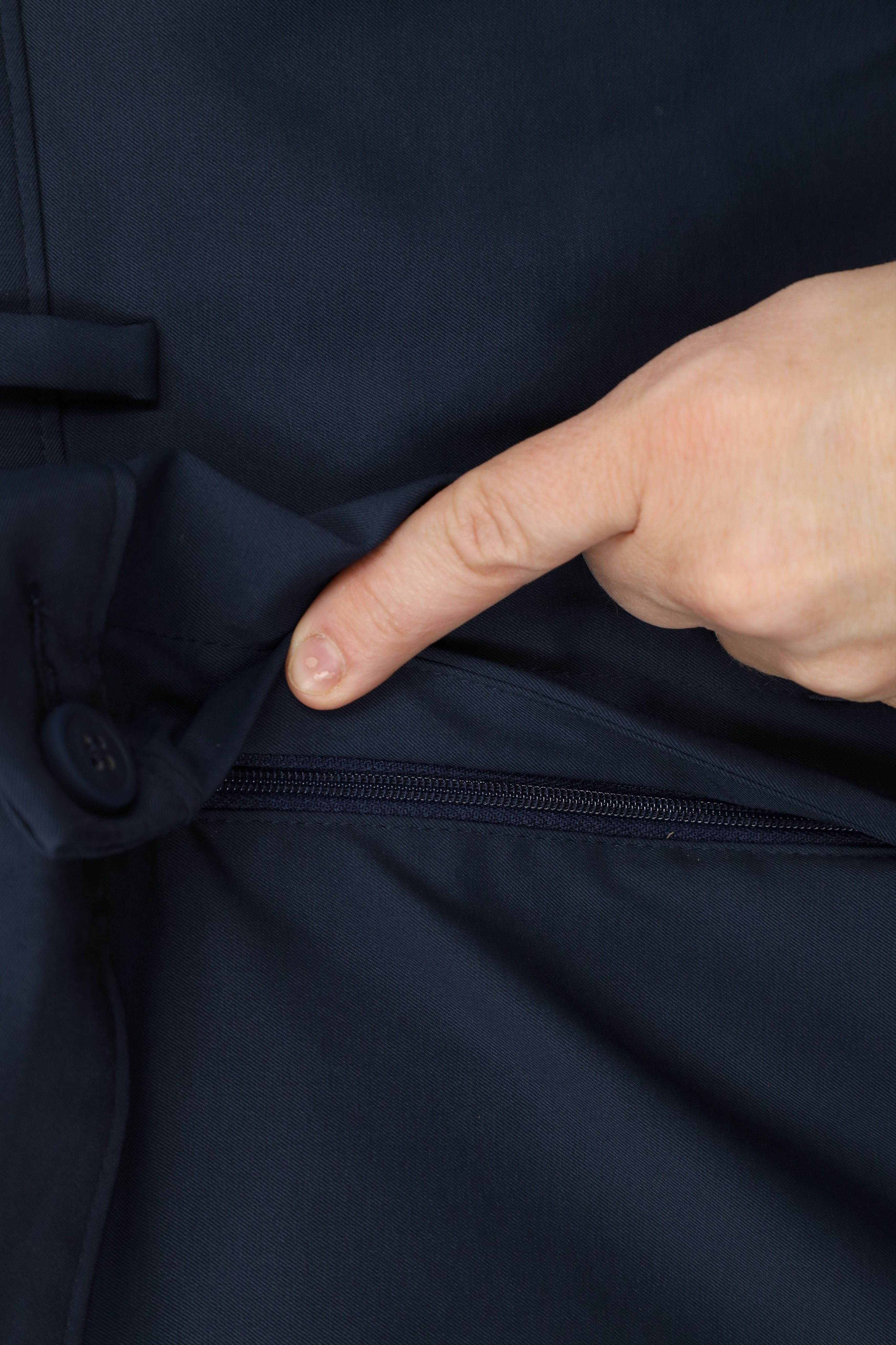 Tommy Bahama × Vintage Tommy Bahama Front Straight Leg Tech Golf Chino Pants Blue Size US 38 / EU 54 - 5 Thumbnail