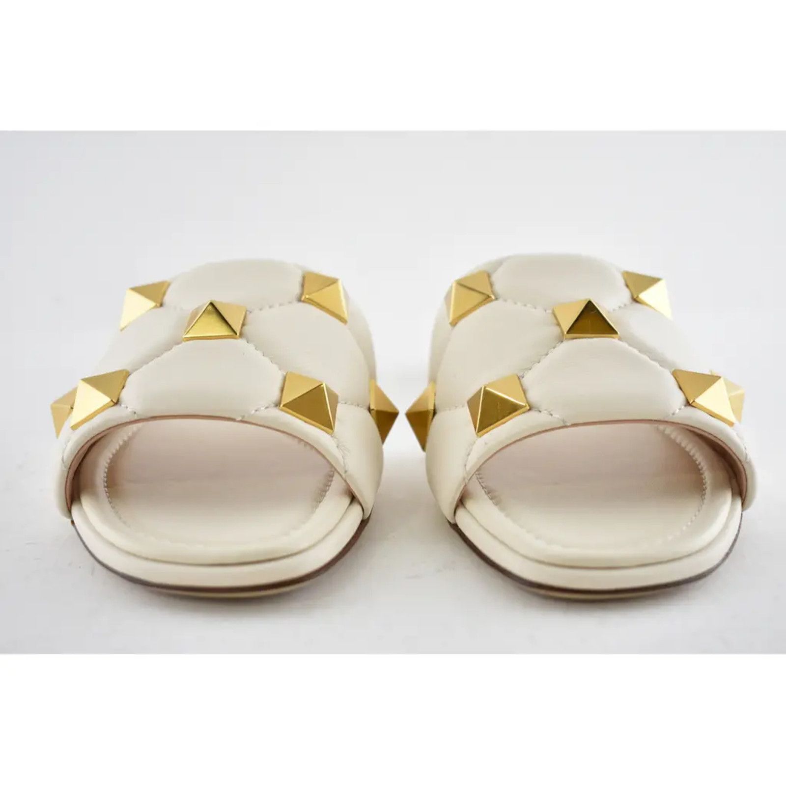 Valentino Valentino Rockstud Roman Stud Ivory Gold Leather Quilted Size US 5.5 / IT 35.5 - 6 Thumbnail