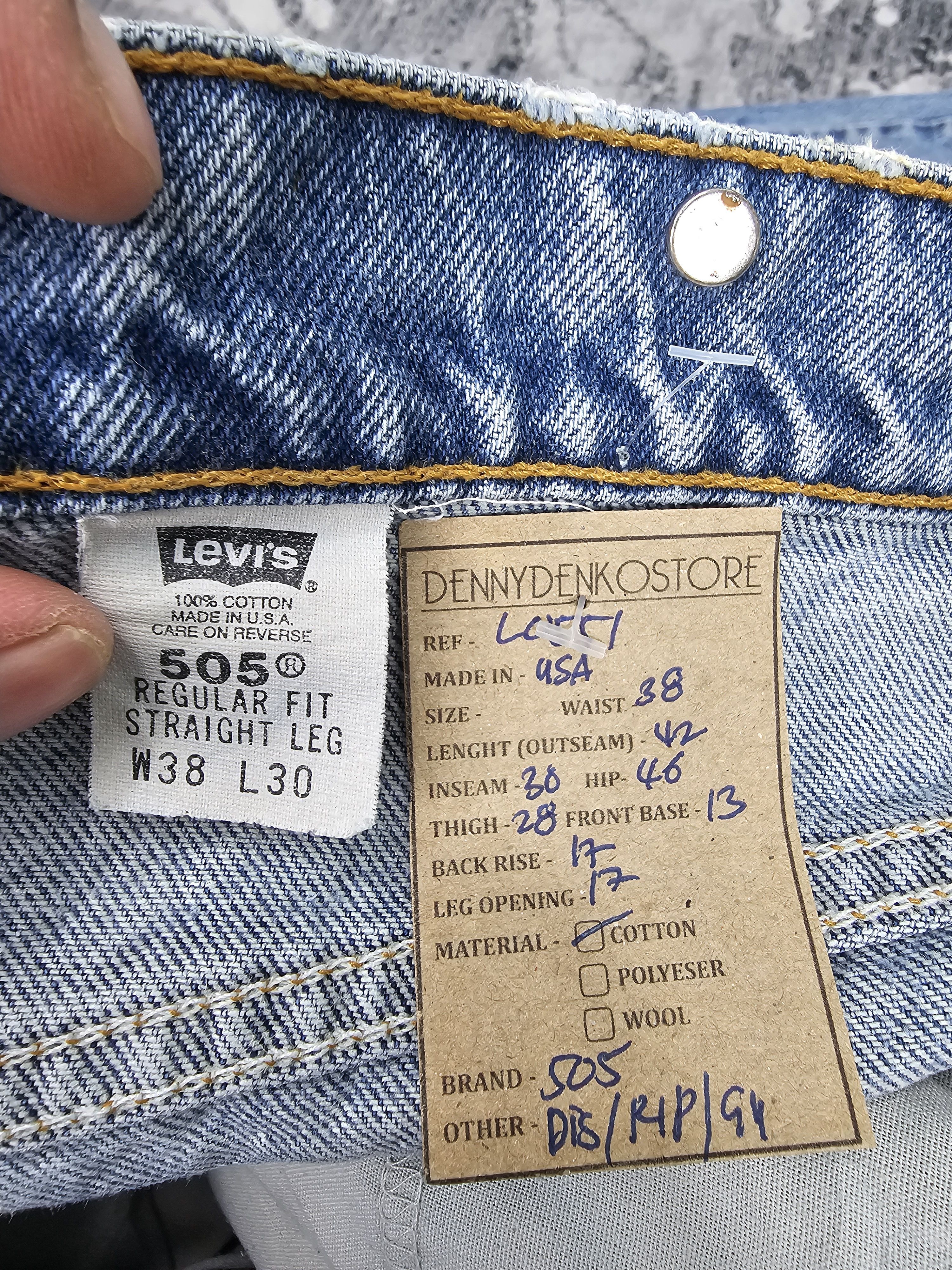Levi's Vintage Clothing Vtg 90's LEVIS 505 Ripped Faded Jeans Made In USA L0551 Size US 38 / EU 54 - 18 Thumbnail