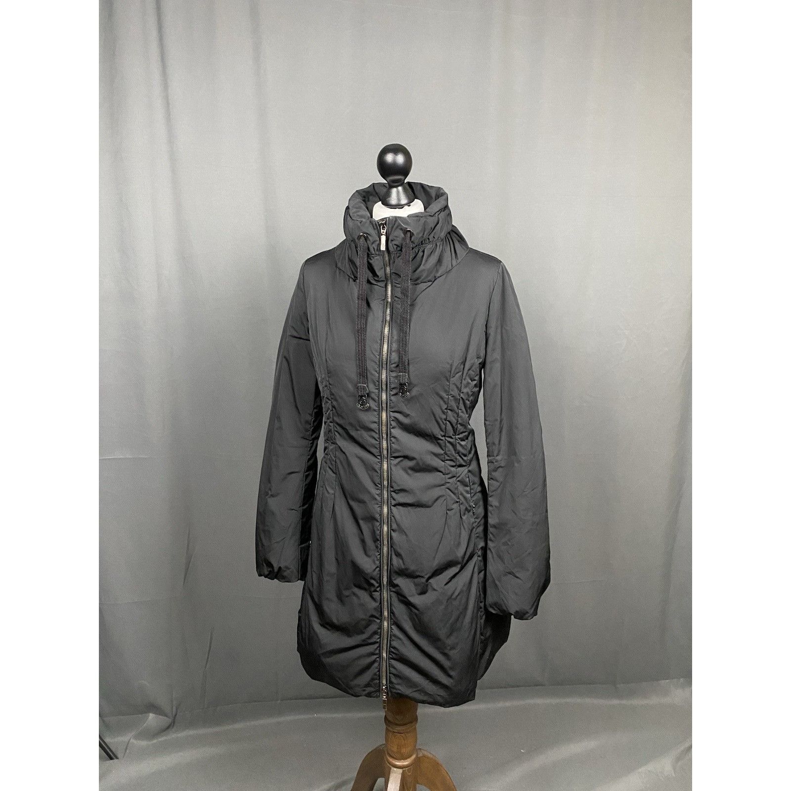 Moncler Moncler Nim Giubbotto Women's Black Down Insulated Puffer Pa Size XS / US 0-2 / IT 36-38 - 2 Thumbnail