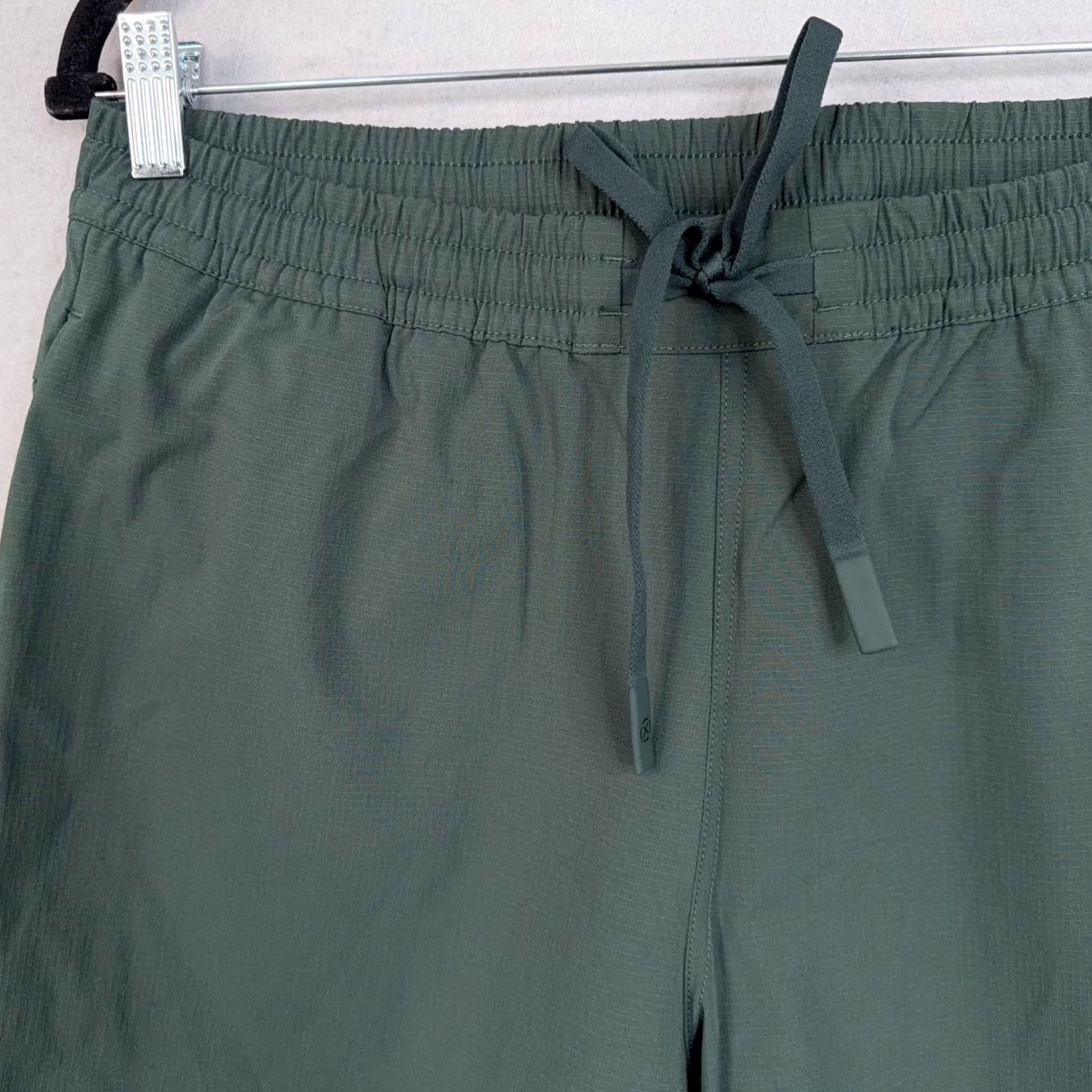 Cuts Cuts Shorts Mens Large Green Ripstop Athletic Quick Dry Drawstring Pockets Run Size US 33 - 2 Thumbnail