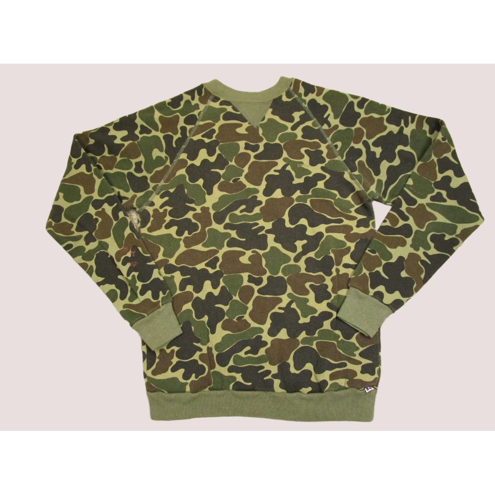 Russell Athletic VINTAGE Russell Athletic Crewneck Shirt Mens M Green Frog Skin Camo USA 90s Outdoor Logo Sweater Pullover Size US M / EU 48-50 / 2 - 1 Thumbnail