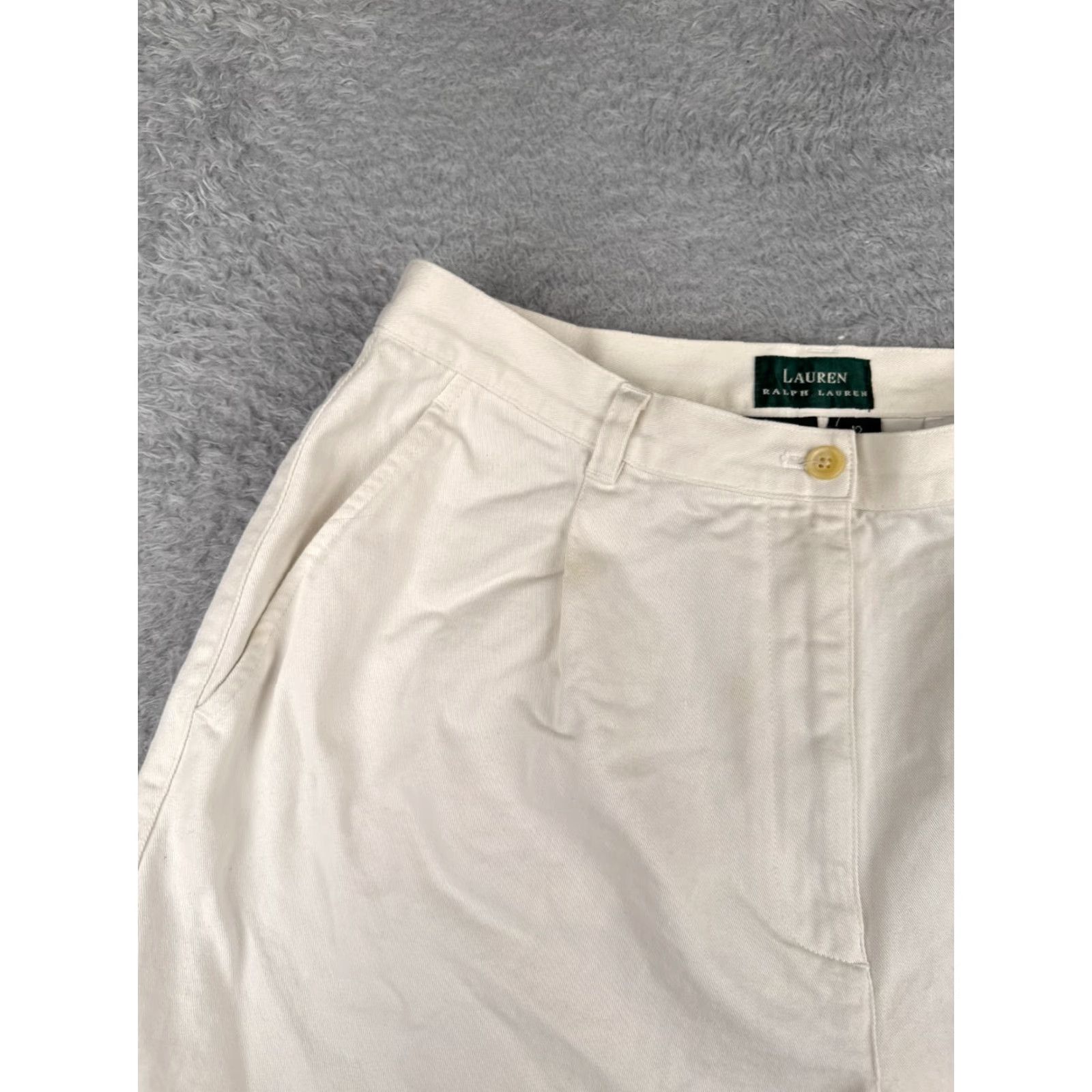 Ralph Lauren Lauren Ralph Lauren Shorts Women 12 White Twill Chino High Rise 31in Waist 6in Inseam Casual Activewear Summer 12 Womens Size 34" / US 12 / IT 48 - 4 Thumbnail