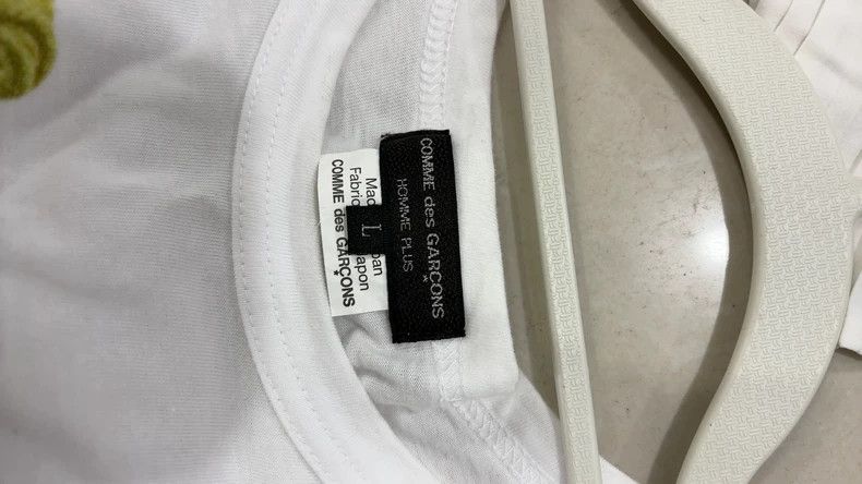 Comme des Garcons Comme Des Garcons White Doll T-shirt Size L / US 10 / IT 46 - 3 Thumbnail