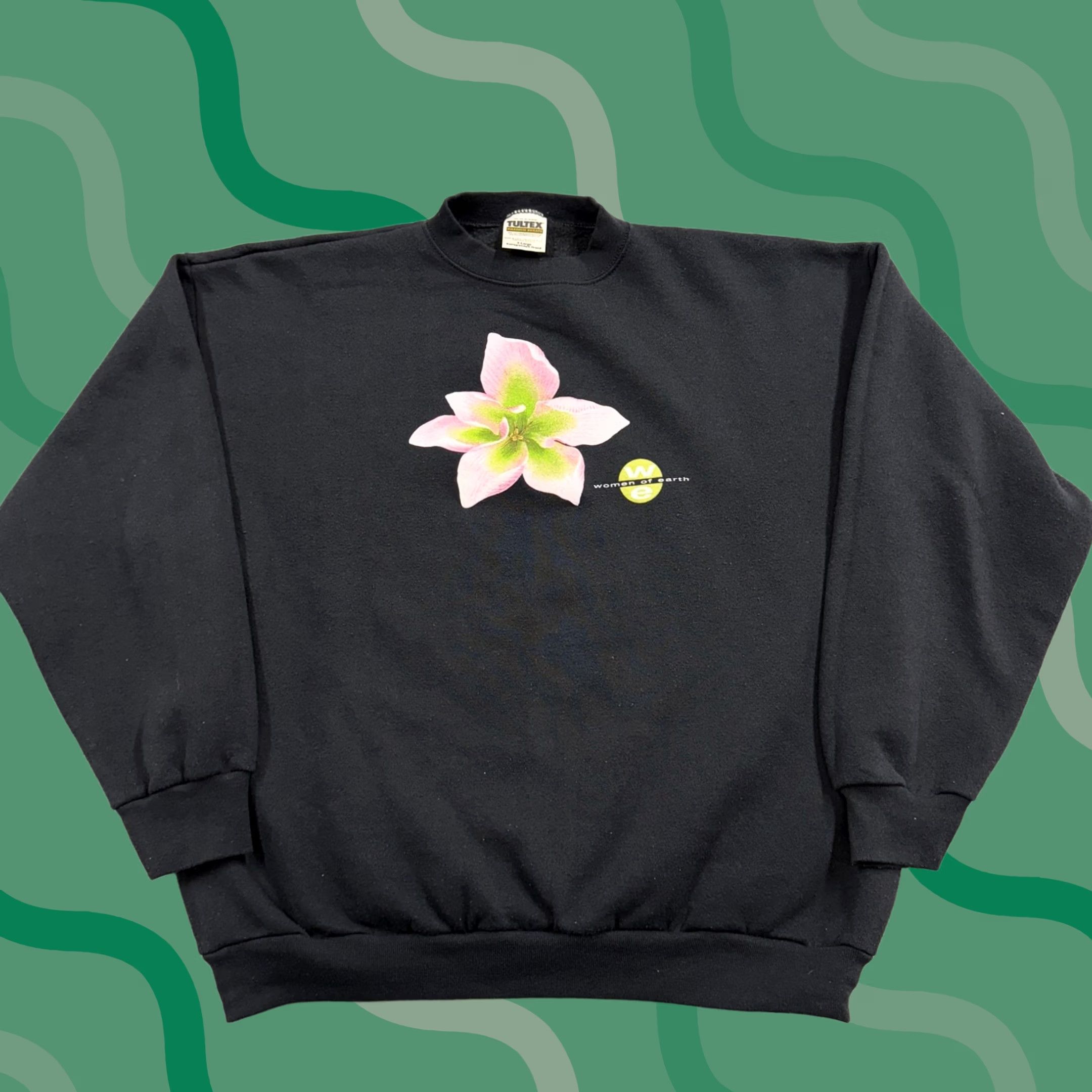 Tultex Vintage Avon Crewneck Sweatshirt Womens XL Black Floral Logo Tultex 90s Sweatshirt Cotton Polyester Fleece Graphic Print Size XL / US 12-14 / IT 48-50 - 1 Thumbnail