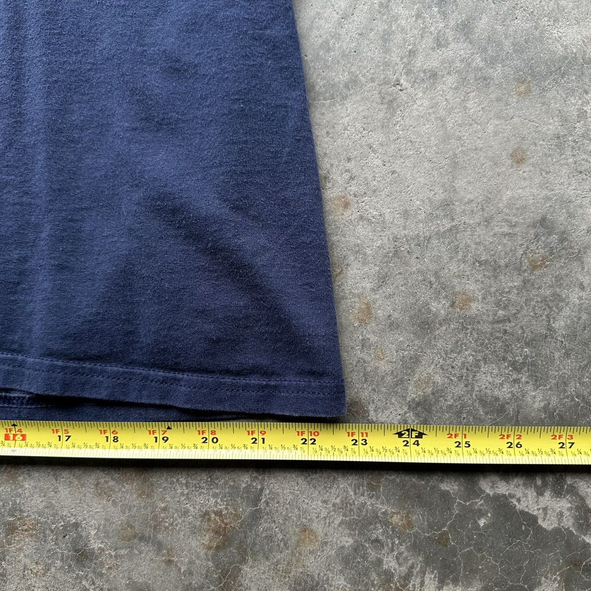 Nike Vintage 90s Nike Swoosh Logo Tee Navy Blue L Size US L / EU 52-54 / 3 - 5 Thumbnail