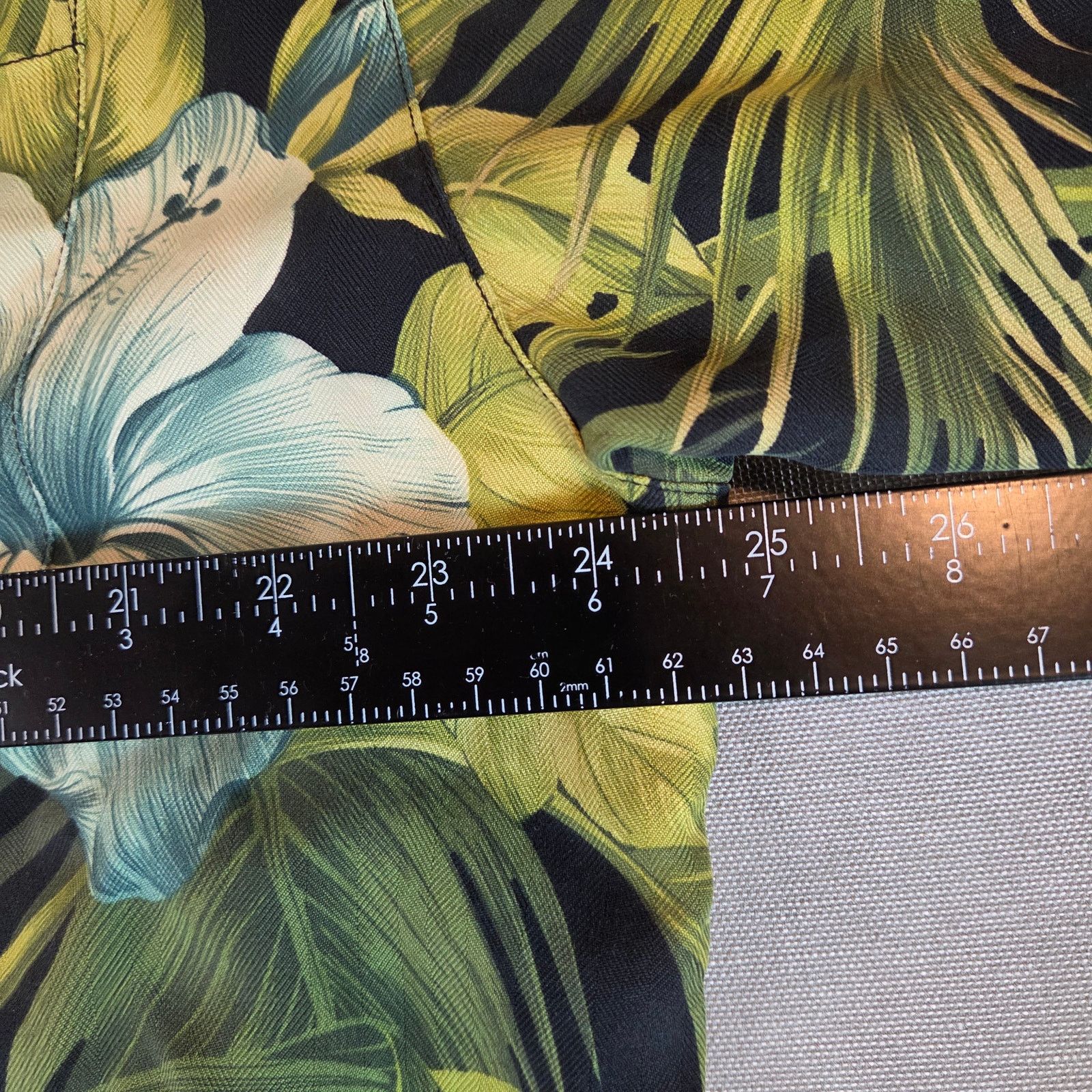 Tommy Bahama Tommy Bahama Relax Silk Camp Shirt XL Size US XL / EU 56 / 4 - 9 Thumbnail