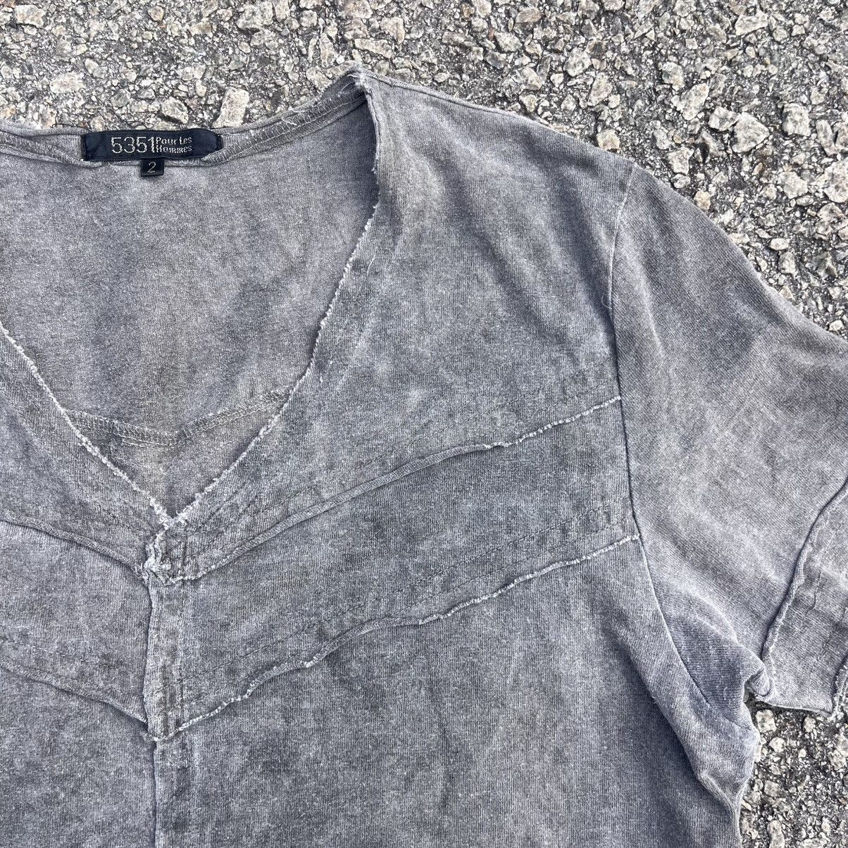 5351 POUR LES HOMMES Short sleeve v-neck Size US M / EU 48-50 / 2 - 4 Thumbnail