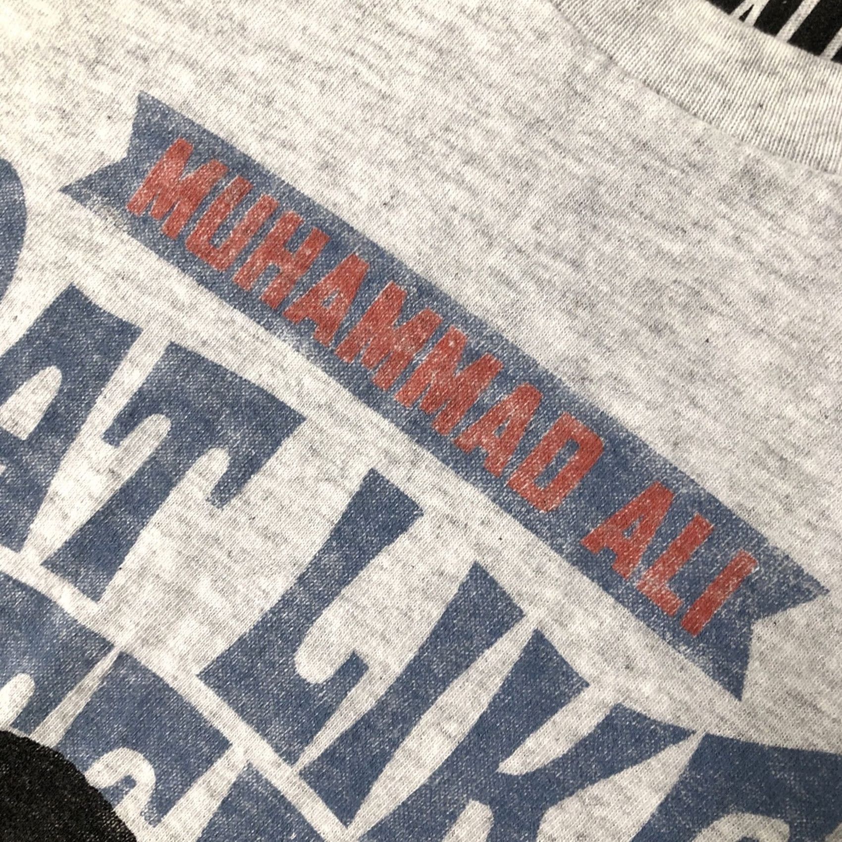 Vintage Muhammad Ali 'Float Like a Butterfly' Sting Like a Bee' T-Shirt Mens Regular Gray Cotton Medium Short Sleeve Crew Neck Ali Brand 2020s Vintage No Size US M / EU 48-50 / 2 - 3 Thumbnail