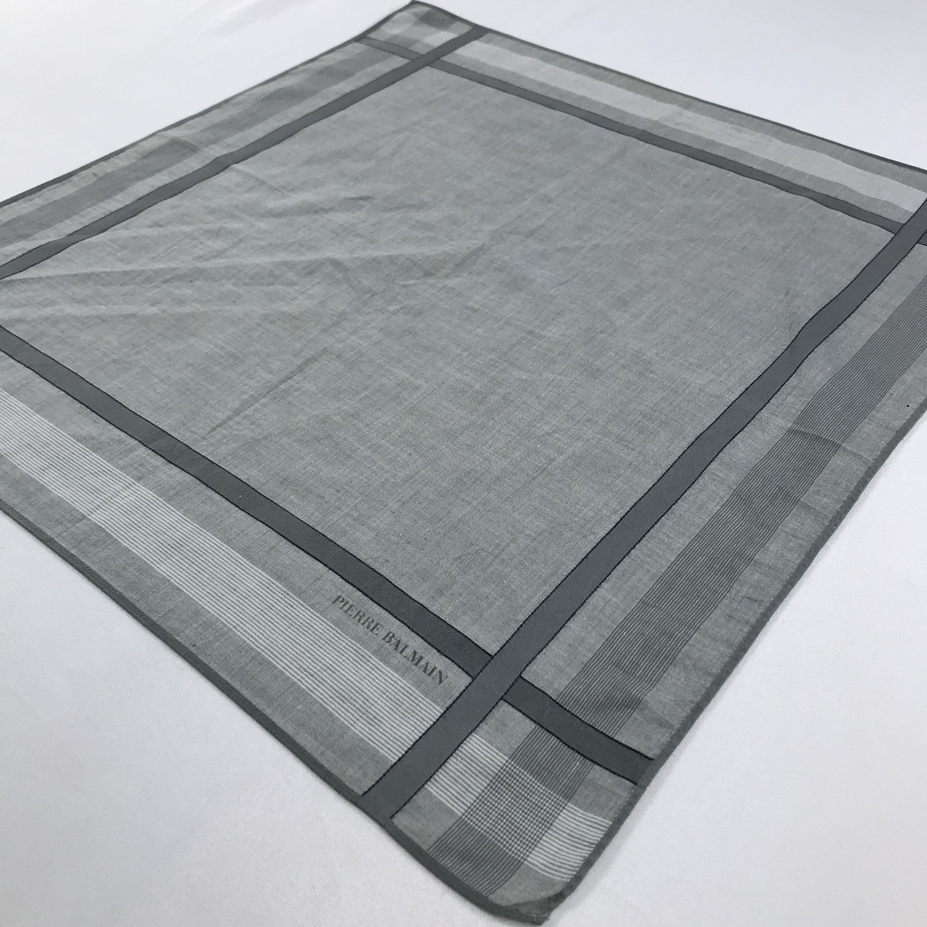 Pierre Balmain × Vintage Pierre Balmain Bandana / Handkerchief / Neckerchief - S1992 Size ONE SIZE - 2 Thumbnail