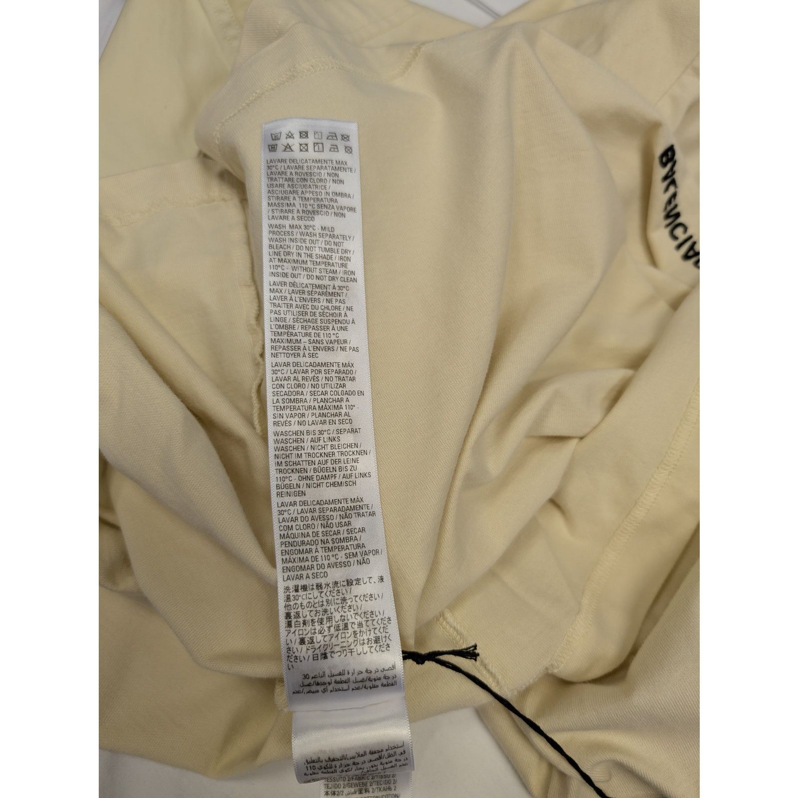 Balenciaga o1rshd1 BAL Back Hem Vintage Jersey Sweatshirt in Beige Size US M / EU 48-50 / 2 - 13 Thumbnail