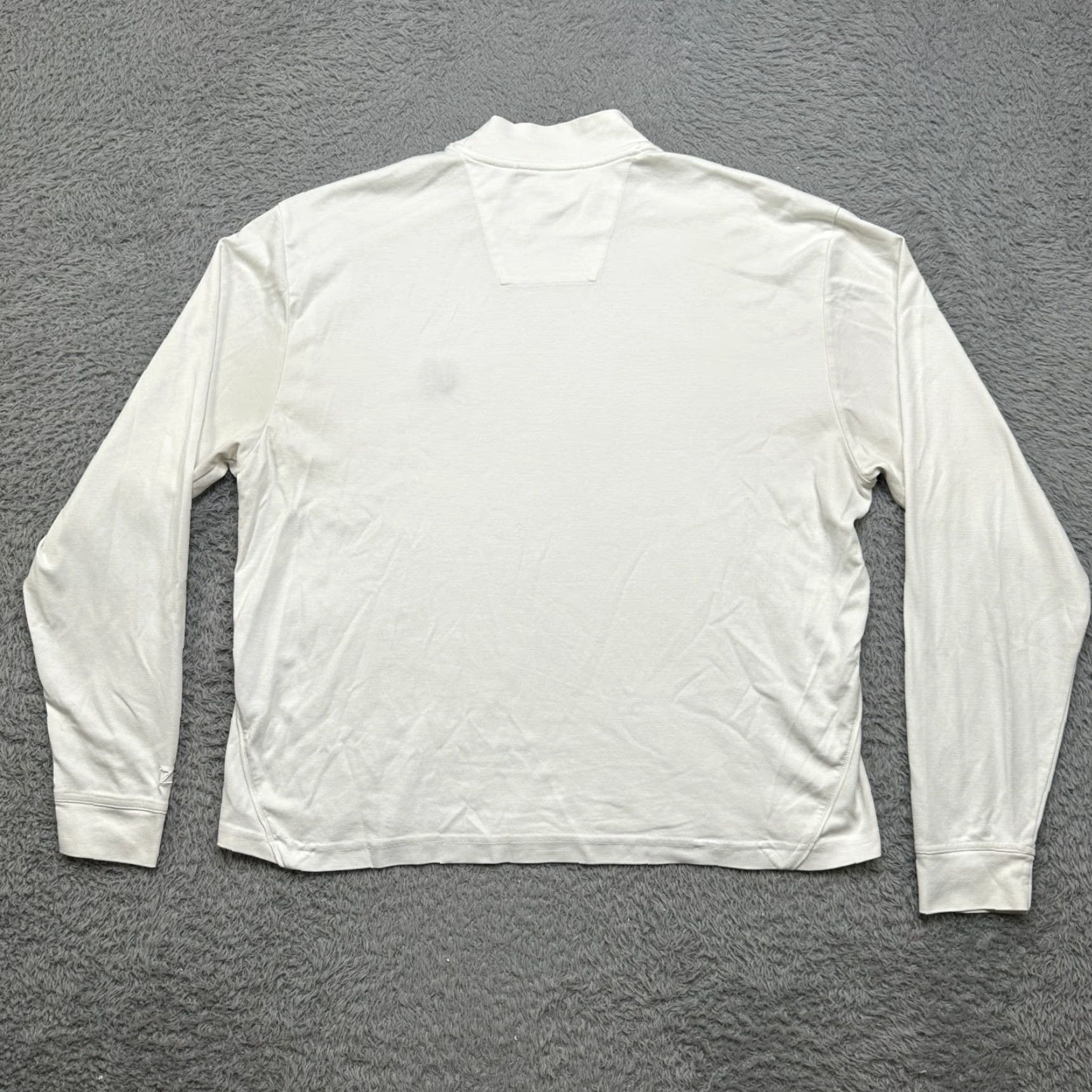 Cutter & Buck Nike Notre Dame Long Sleeve Shirt Mens L White Cutter & Buck 90s Aspen Mountains Winter Nature T-Shirt Men L White Size US L / EU 52-54 / 3 - 2 Thumbnail