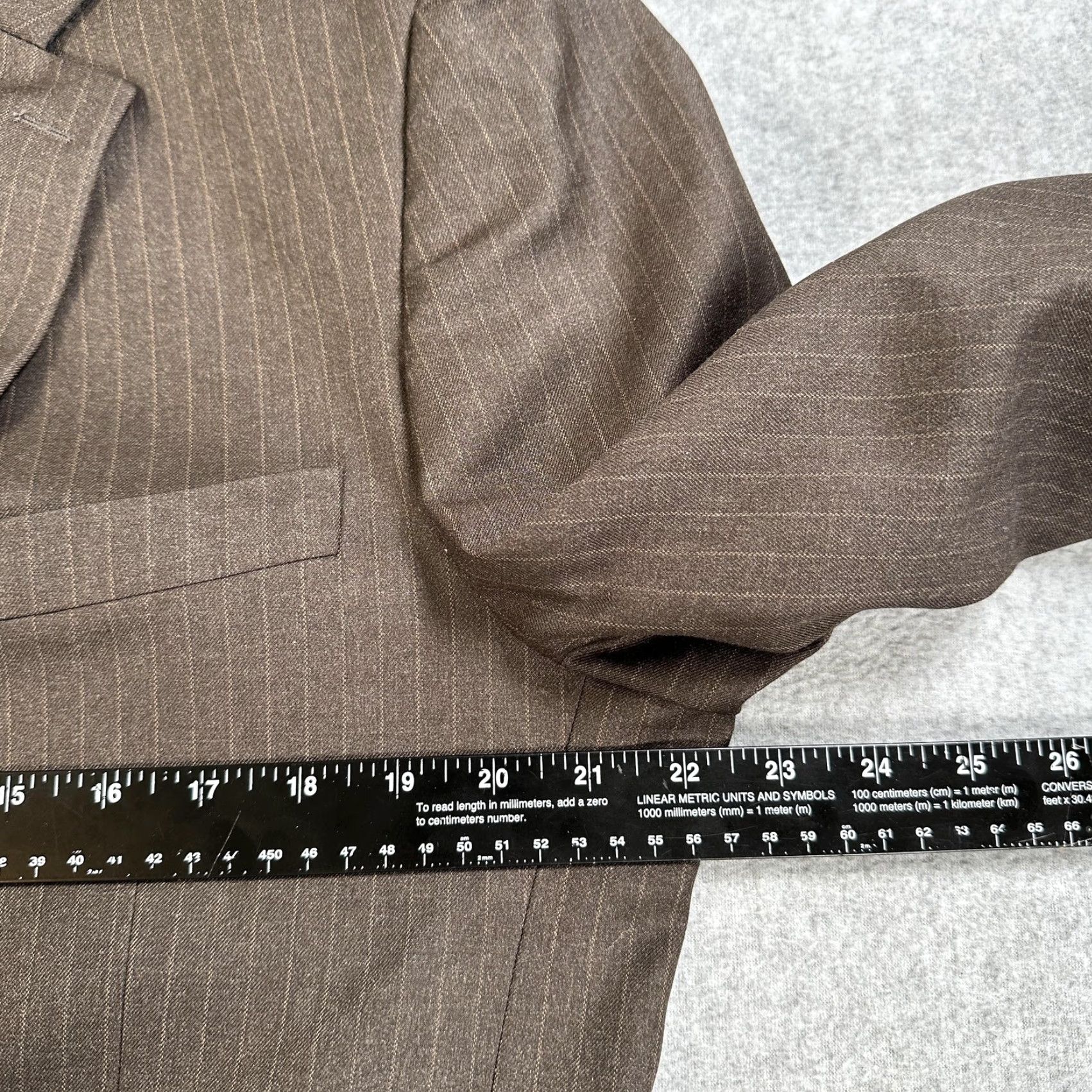 Giorgio Armani Giorgio Armani Blazer Sport Coat Men 52 Brown Pinstripe Two-Button Notch Lapel Wool Polyester Regular Suit Jacket Business Formal Wedding Size 52R - 4 Thumbnail