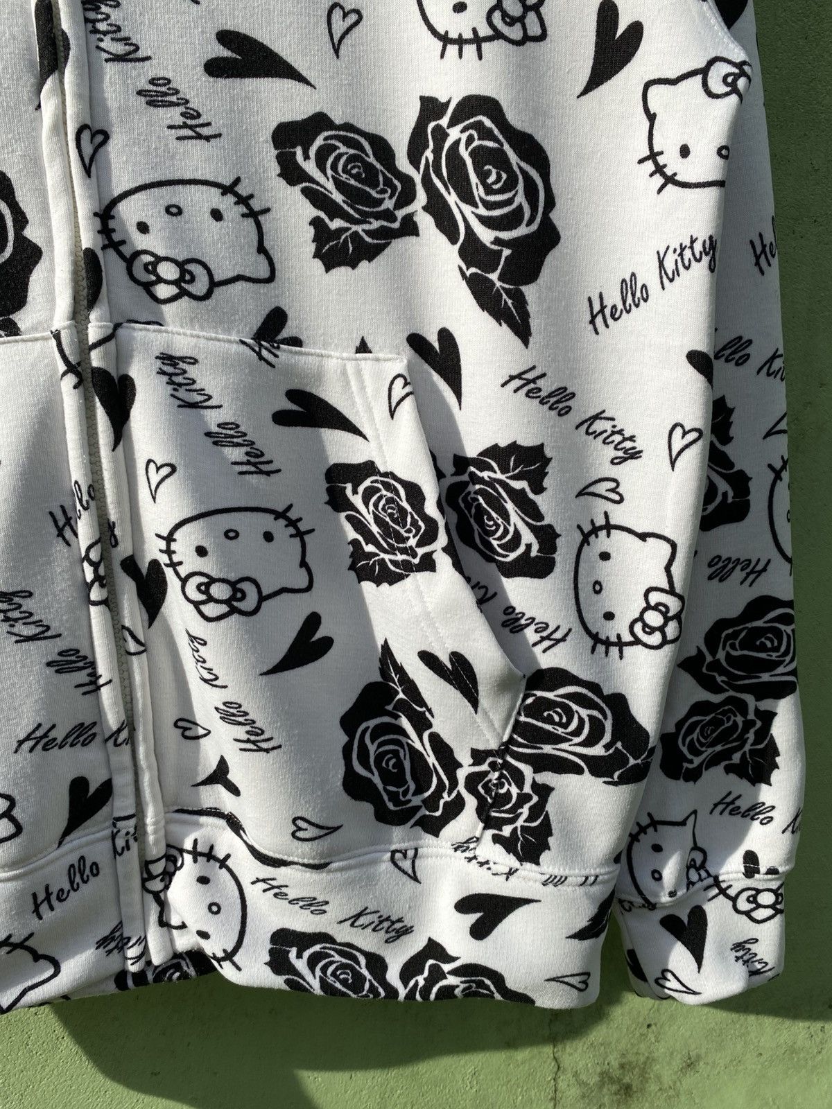 Japanese Brand Hello Kitty Japan All Over Print Zip Hoodie Black White Y2K Size US M / EU 48-50 / 2 - 6 Thumbnail